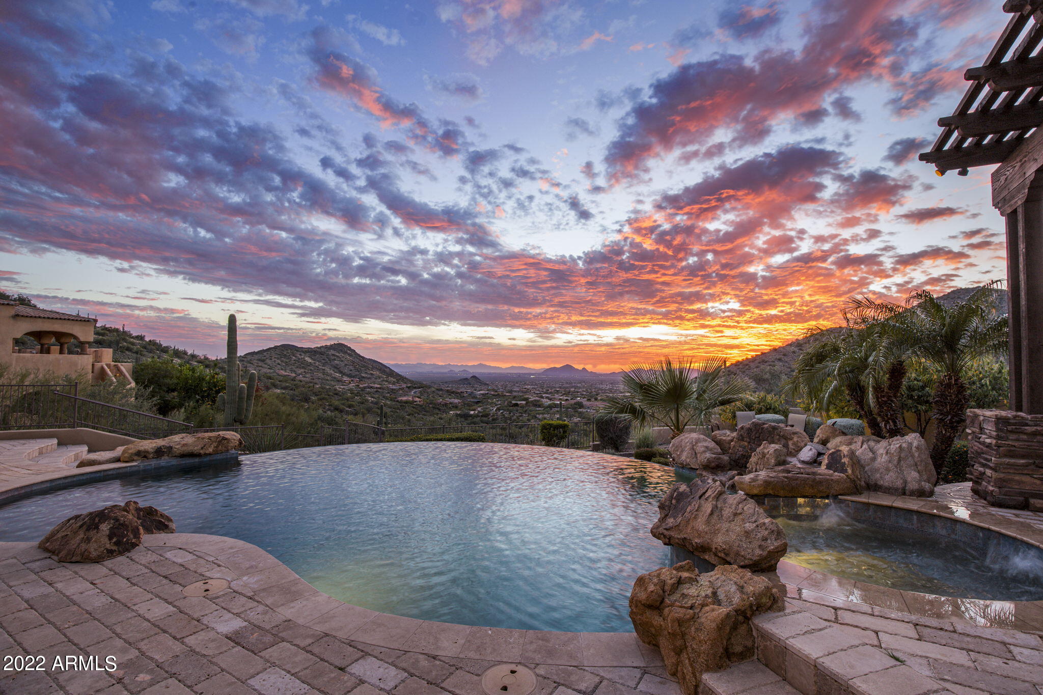 EAGLE RIDGE AT FOUNTAIN HILLS - Residential