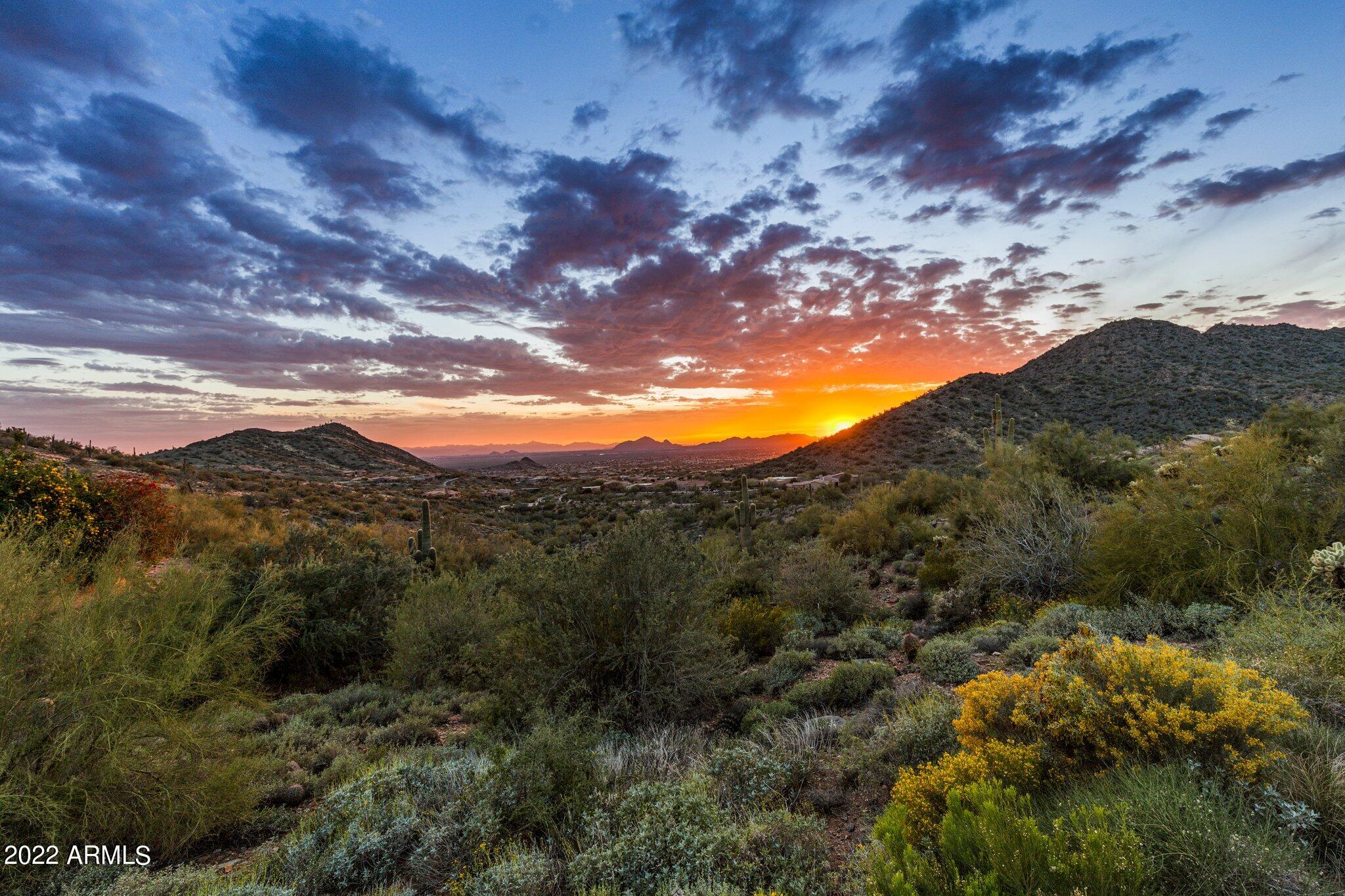 EAGLE RIDGE AT FOUNTAIN HILLS - Residential