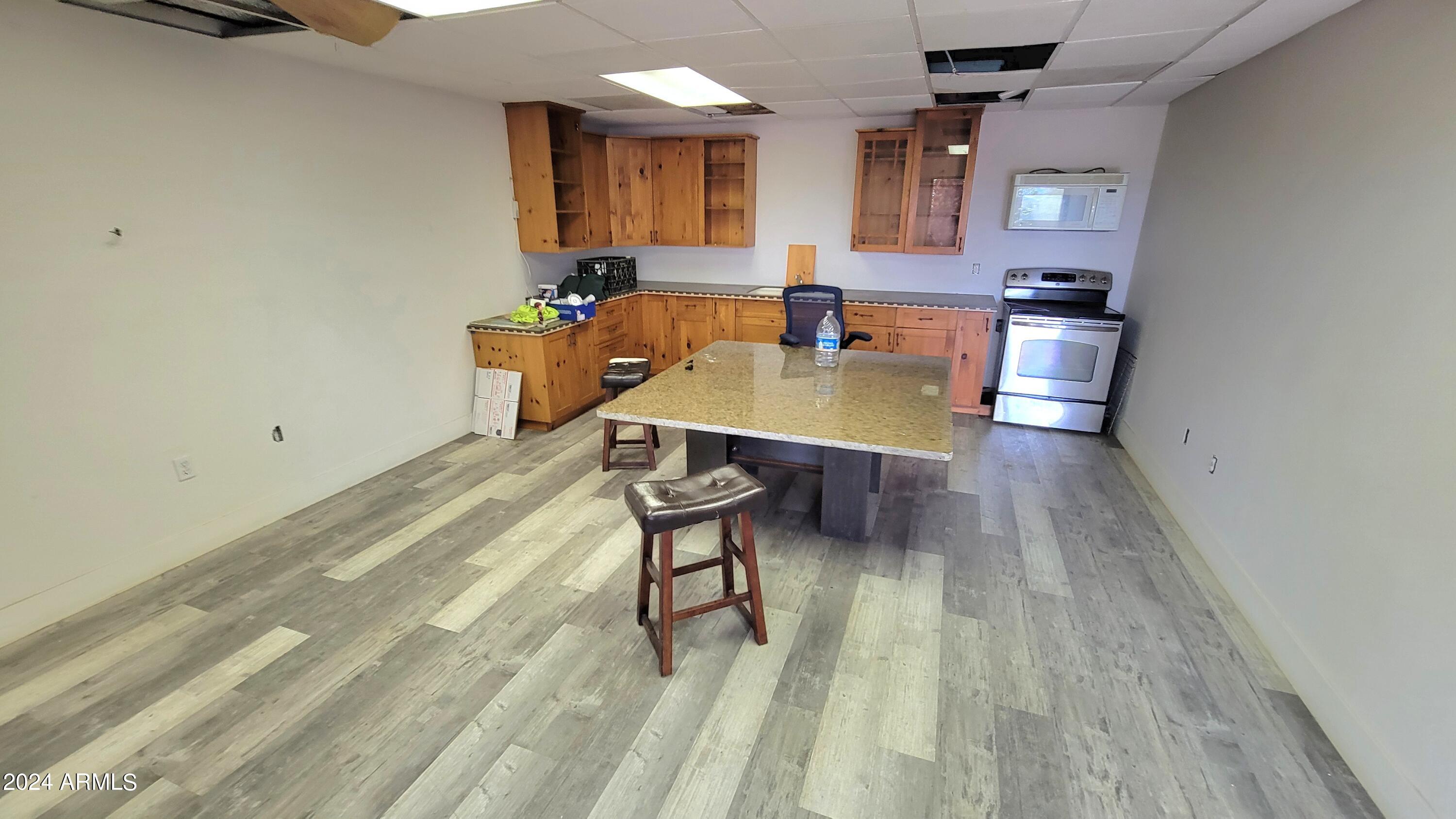Deer Valley - Commercial Sale
