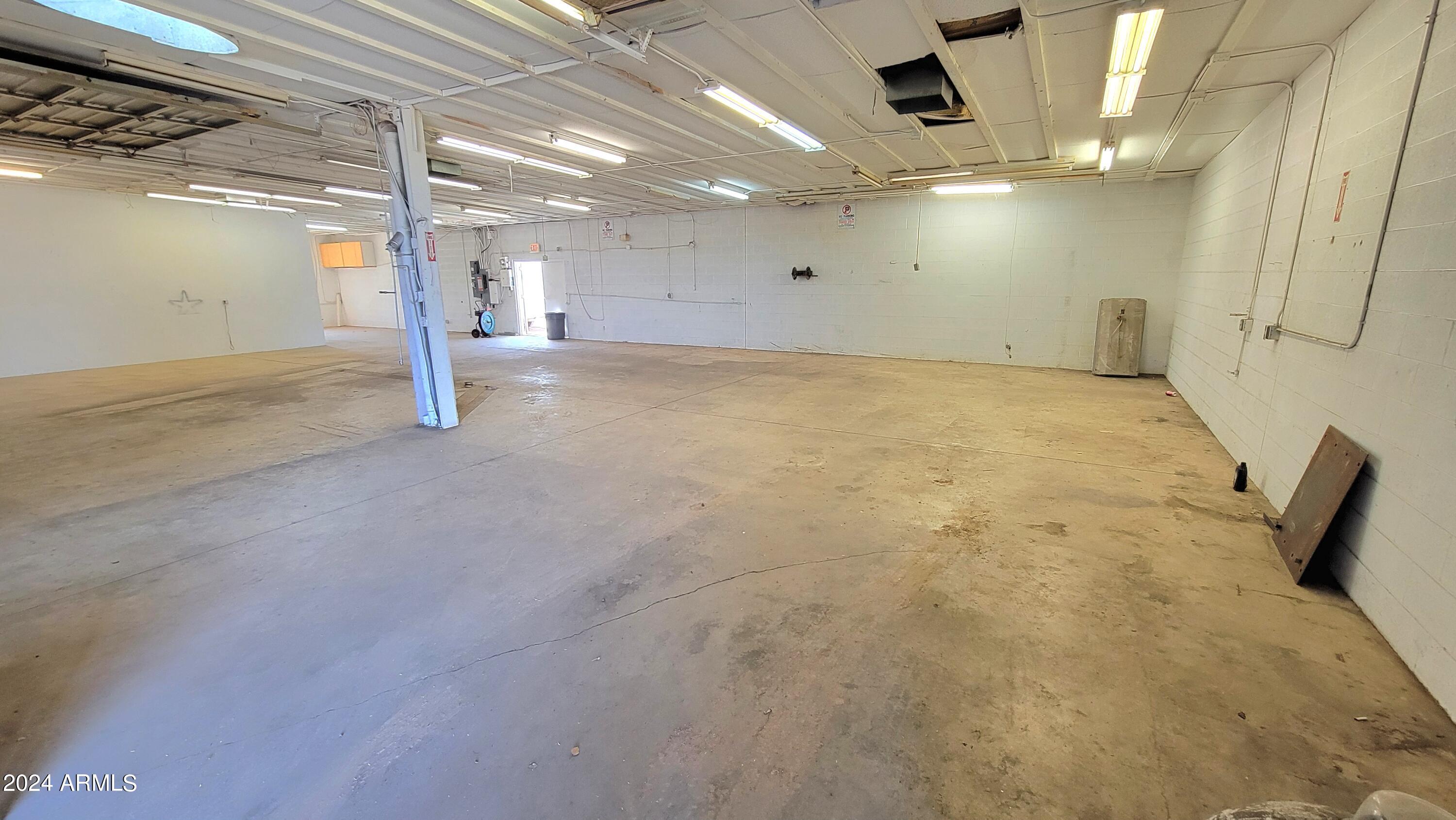 Deer Valley - Commercial Sale