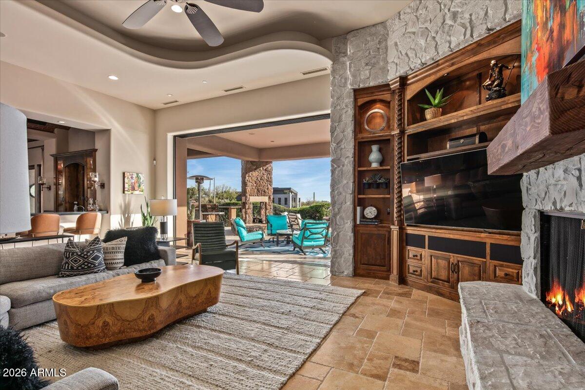 DESERT MOUNTAIN - Residential