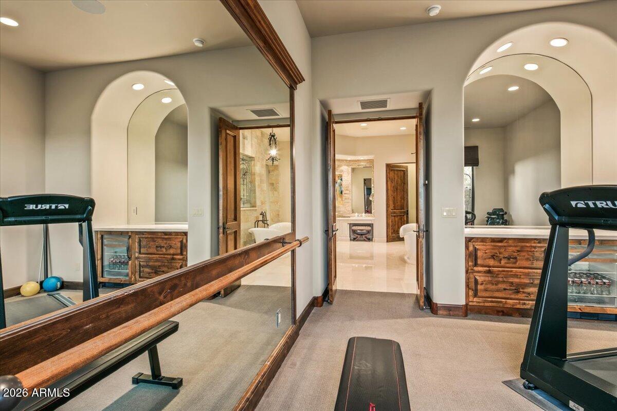 DESERT MOUNTAIN - Residential