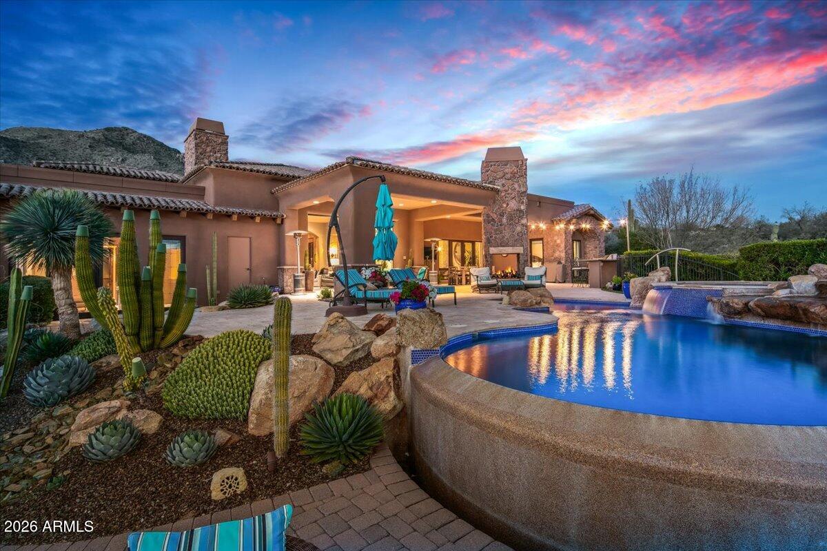 DESERT MOUNTAIN - Residential