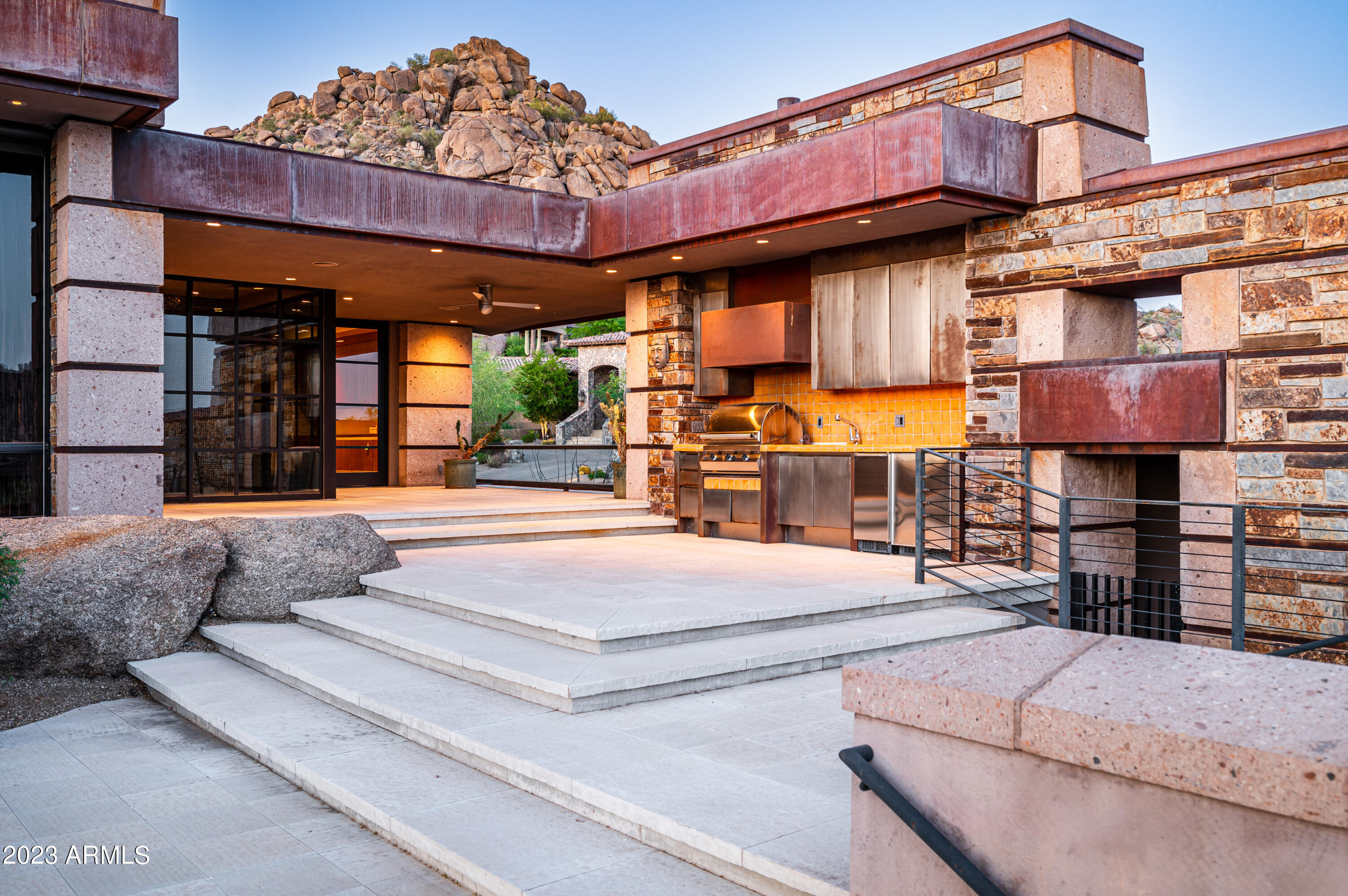ESTANCIA - Residential