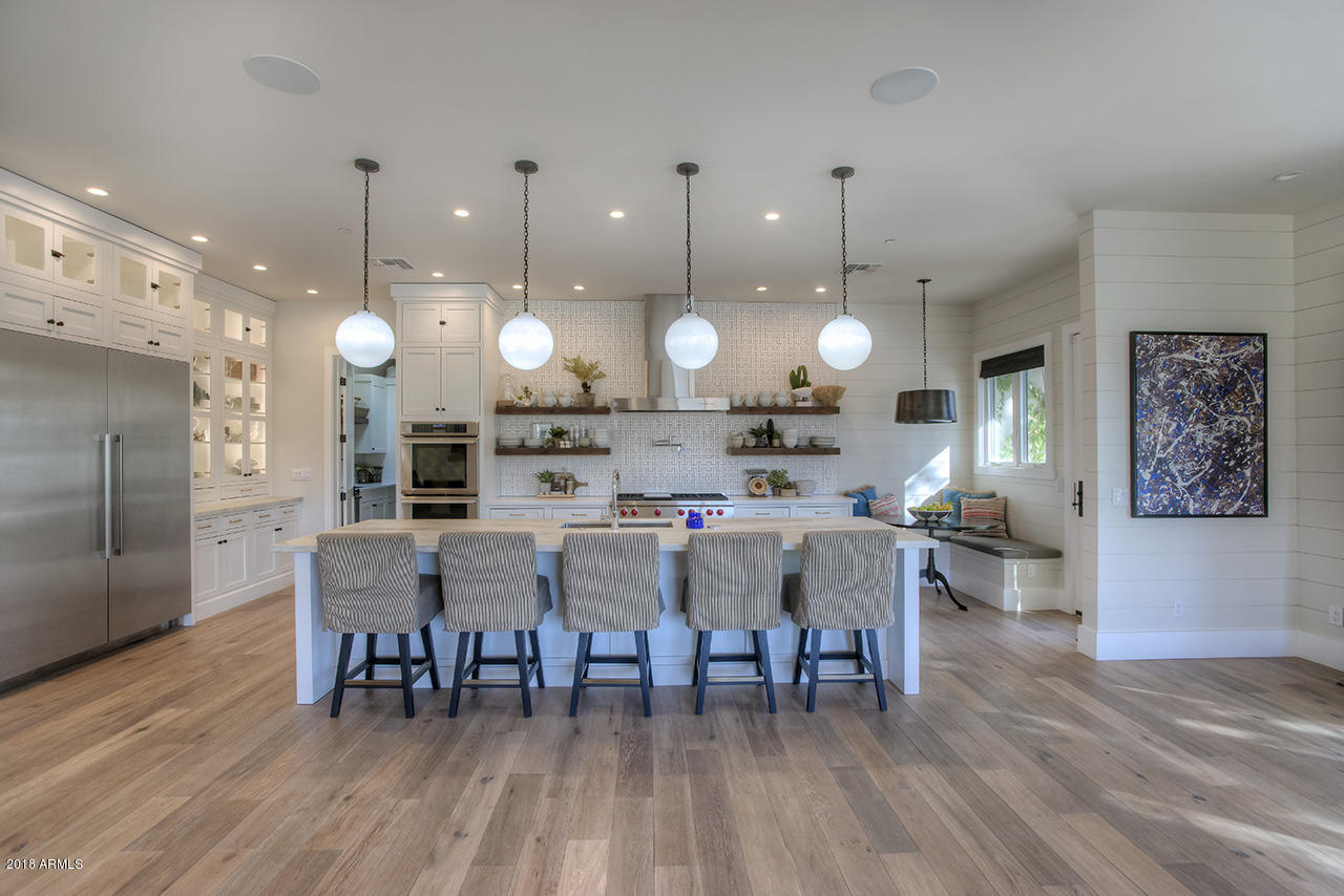 PARADISE VALLEY FARMS - Residential