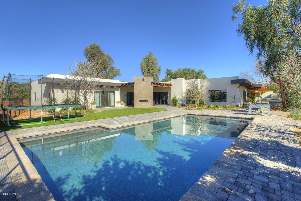 PARADISE VALLEY FARMS - Residential
