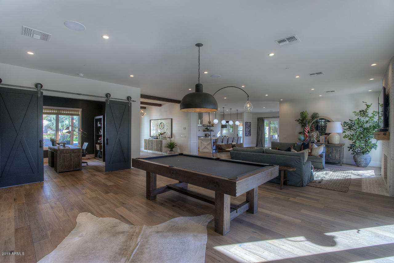 PARADISE VALLEY FARMS - Residential
