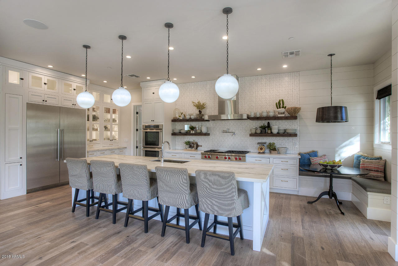PARADISE VALLEY FARMS - Residential
