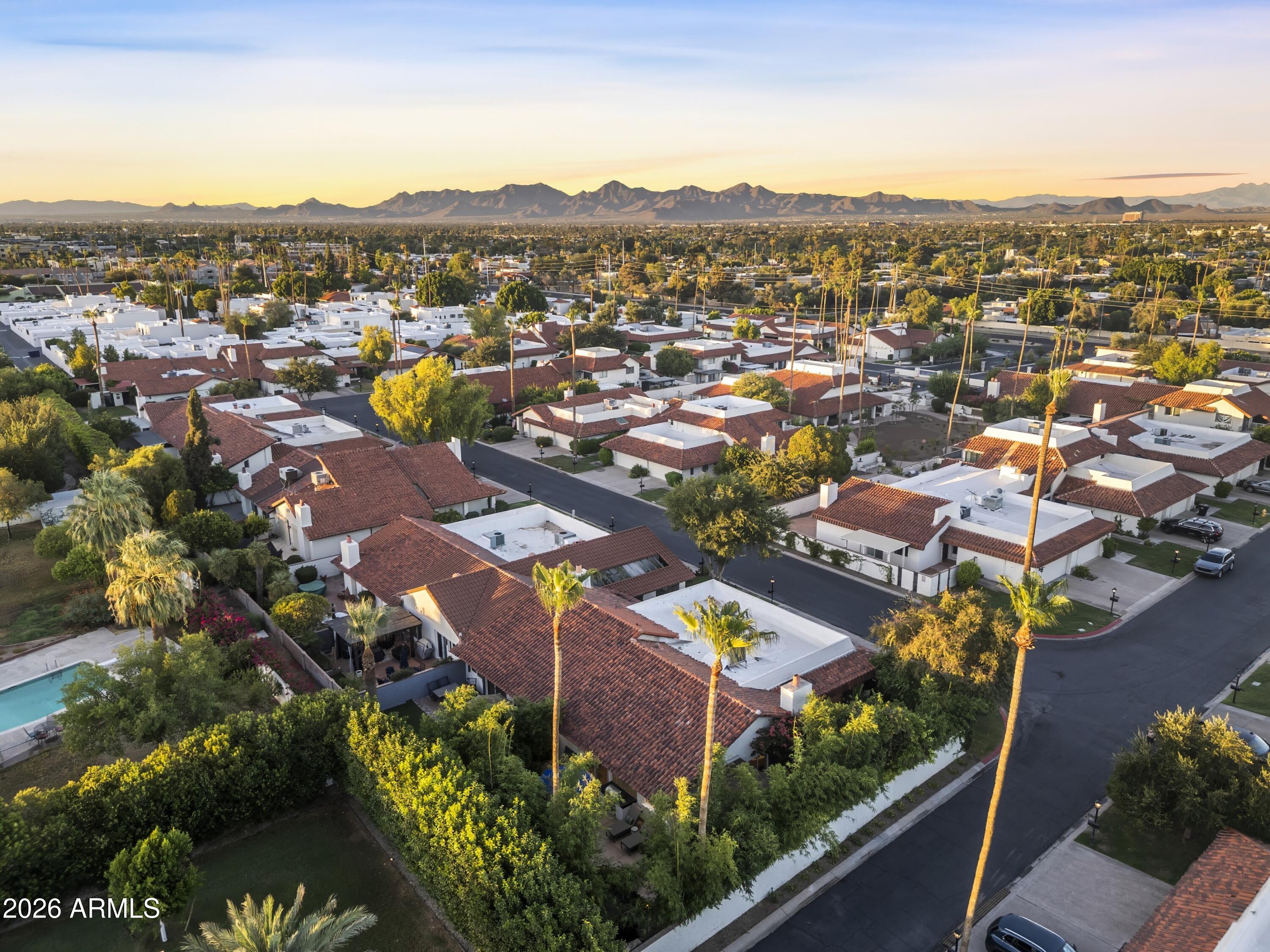 Villa Del Oro - Residential