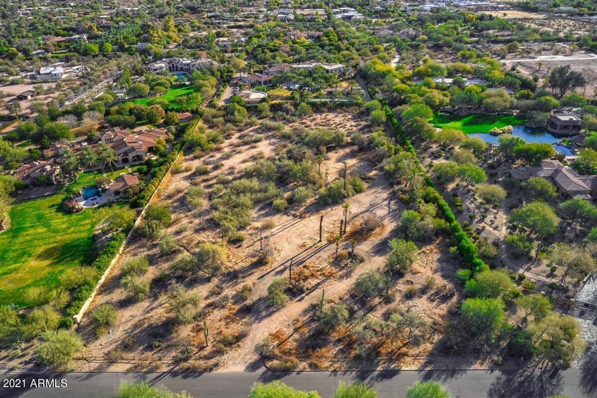 JOKAKE CAMELBACK PROPERTIES - Land