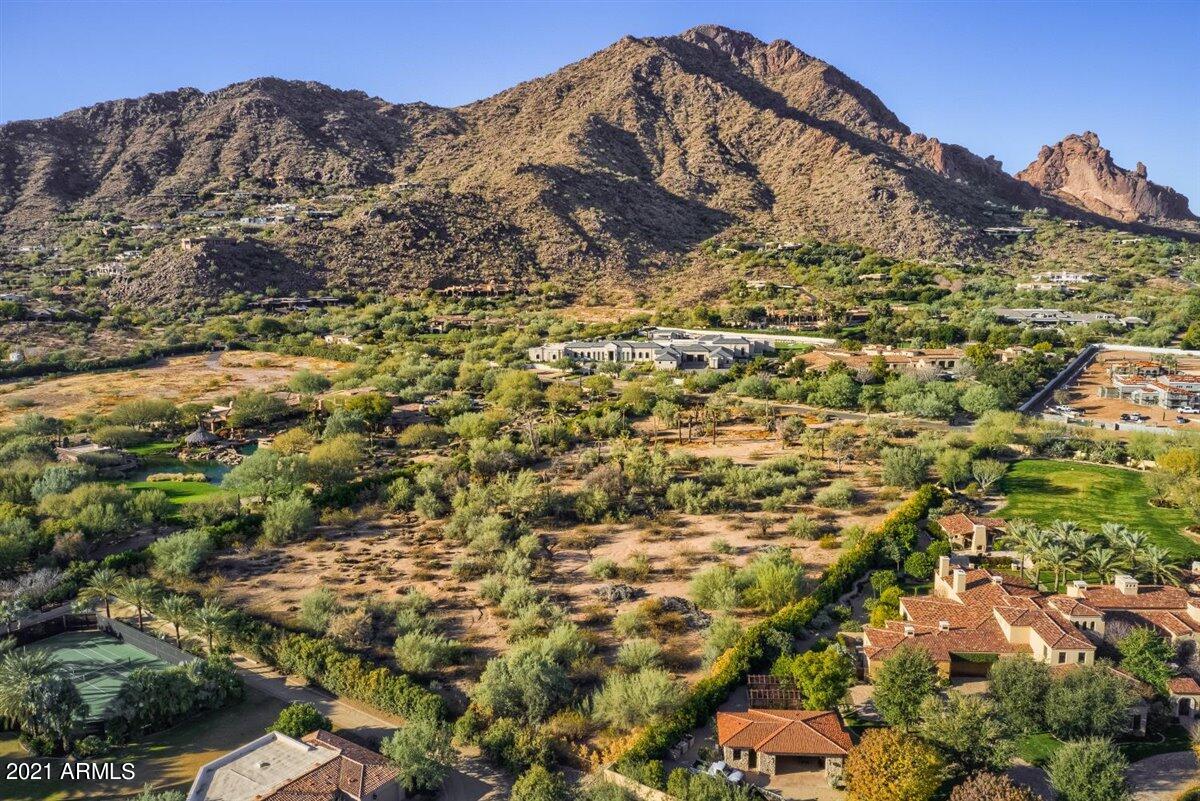 JOKAKE CAMELBACK PROPERTIES - Land