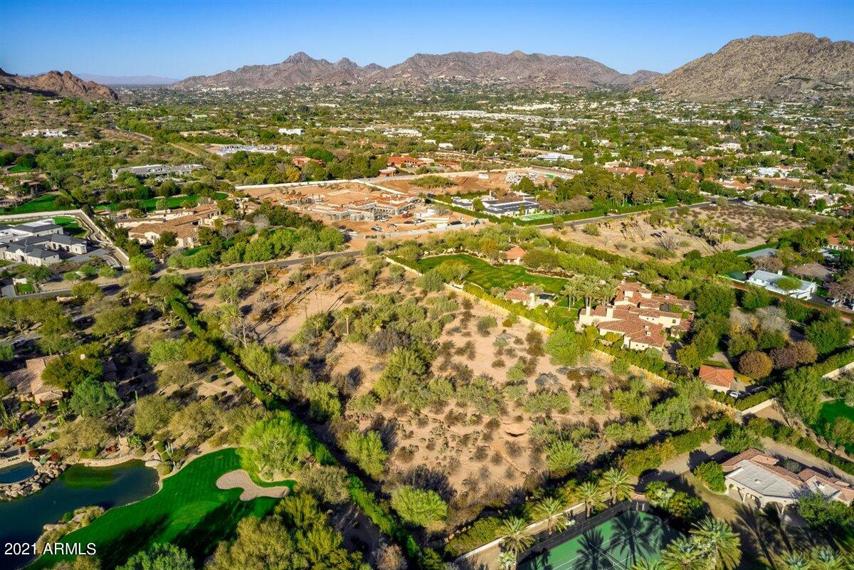 JOKAKE CAMELBACK PROPERTIES - Land