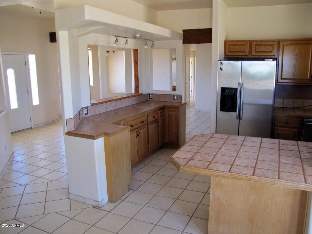 BARBARY ESTATES - Residential Lease