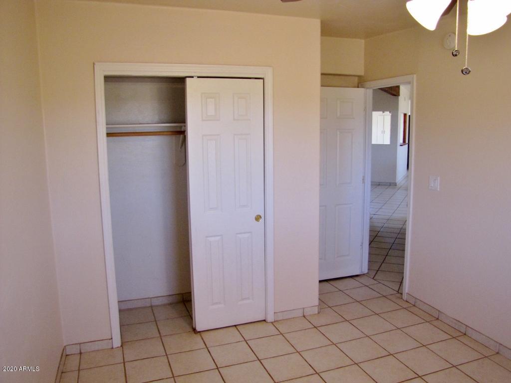 BARBARY ESTATES - Residential Lease