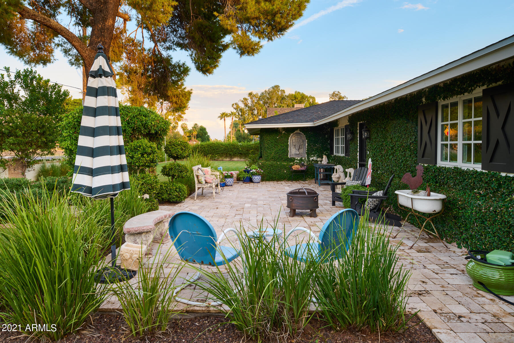 LA DONNA ESTATES 2 - Residential