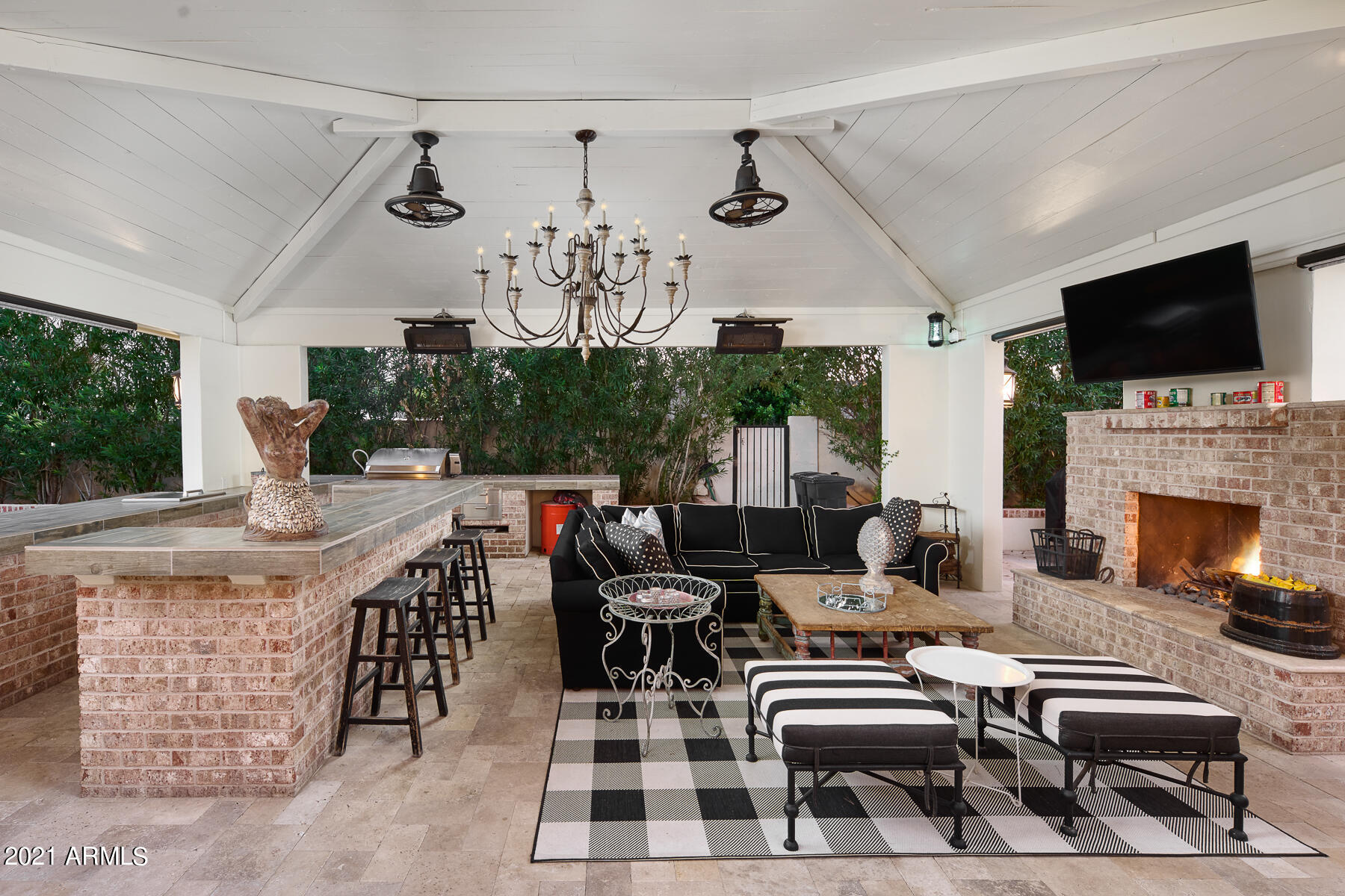 LA DONNA ESTATES 2 - Residential