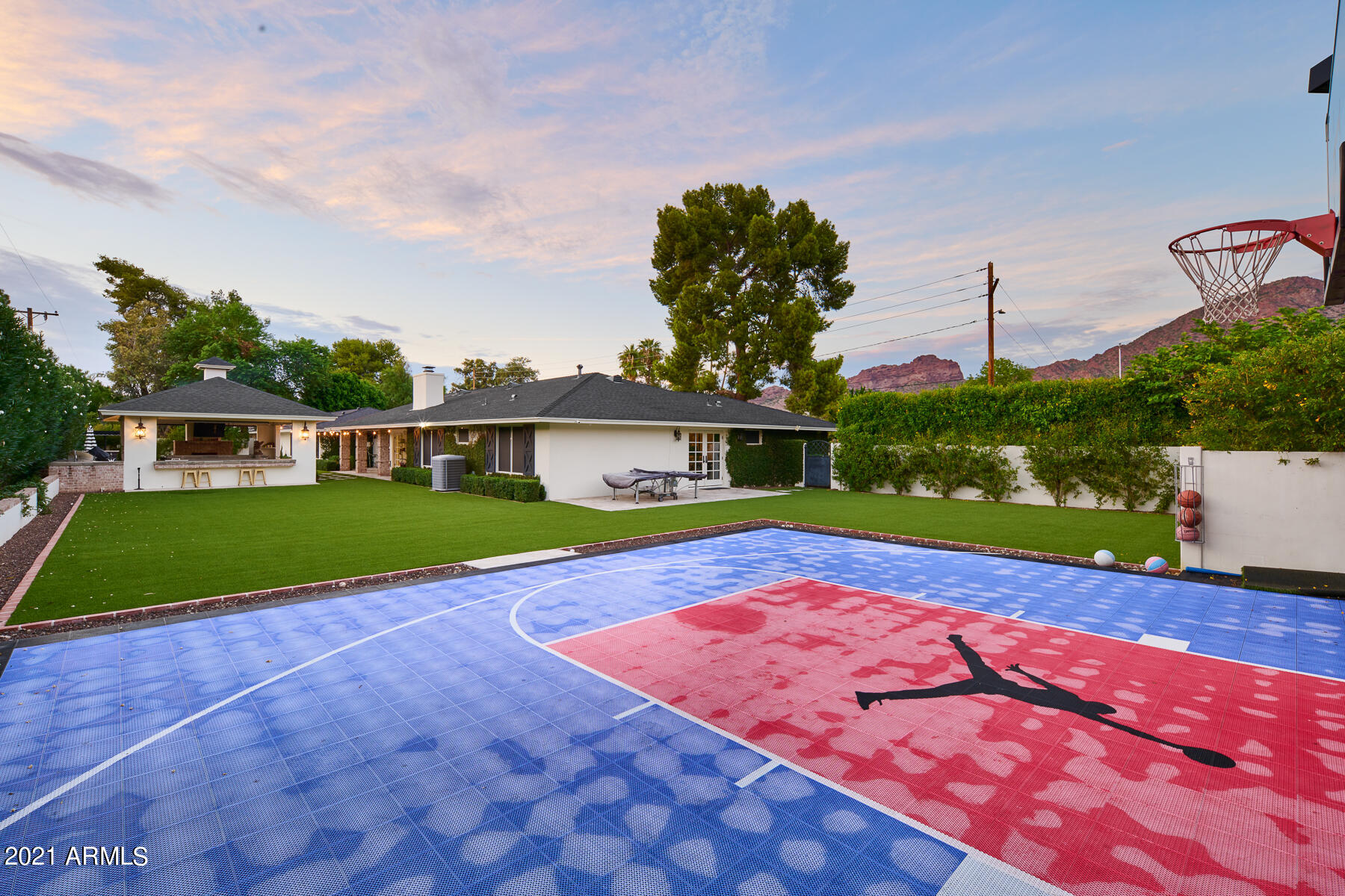 LA DONNA ESTATES 2 - Residential