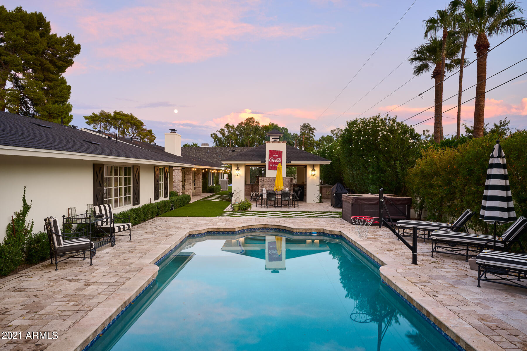 LA DONNA ESTATES 2 - Residential