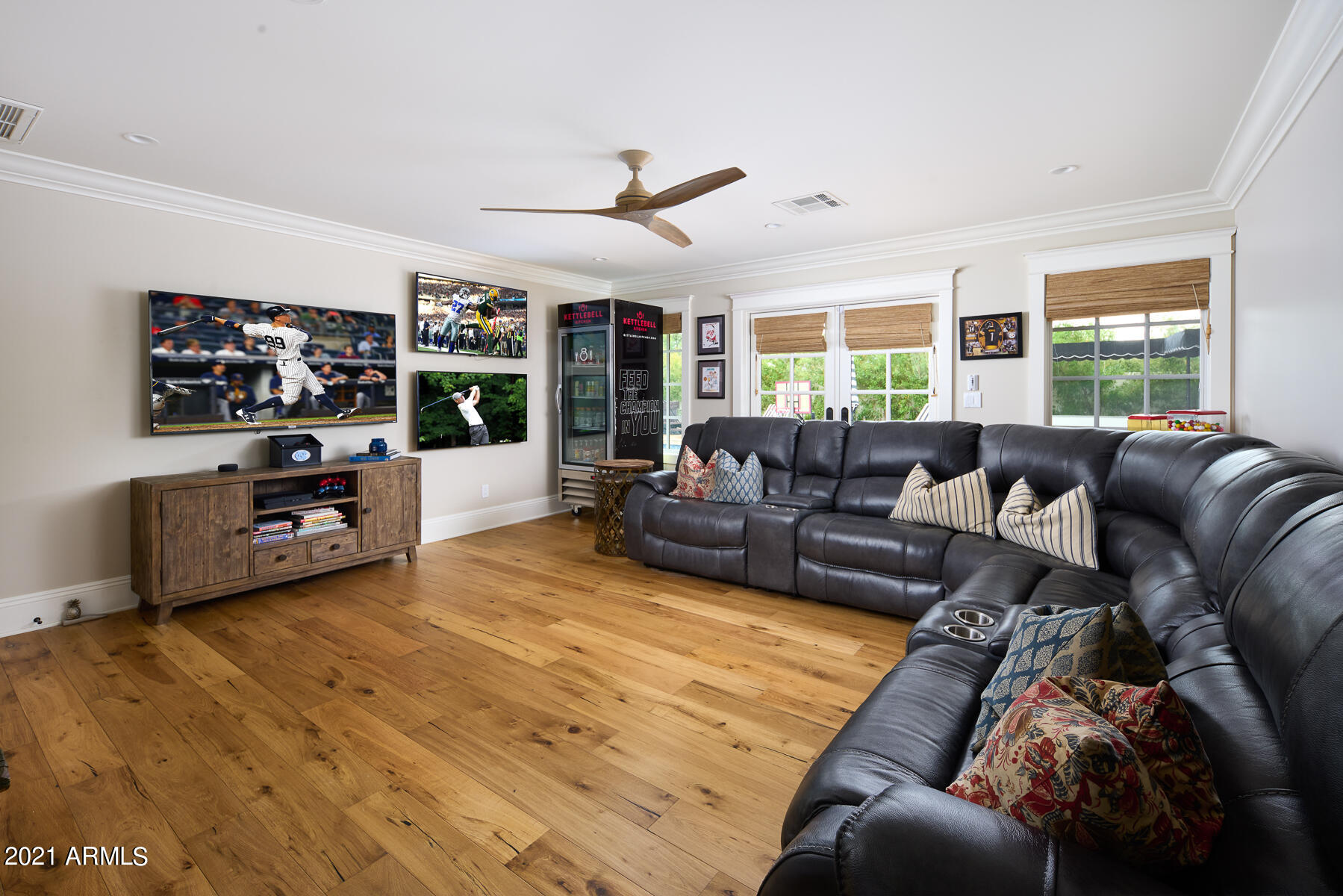 LA DONNA ESTATES 2 - Residential