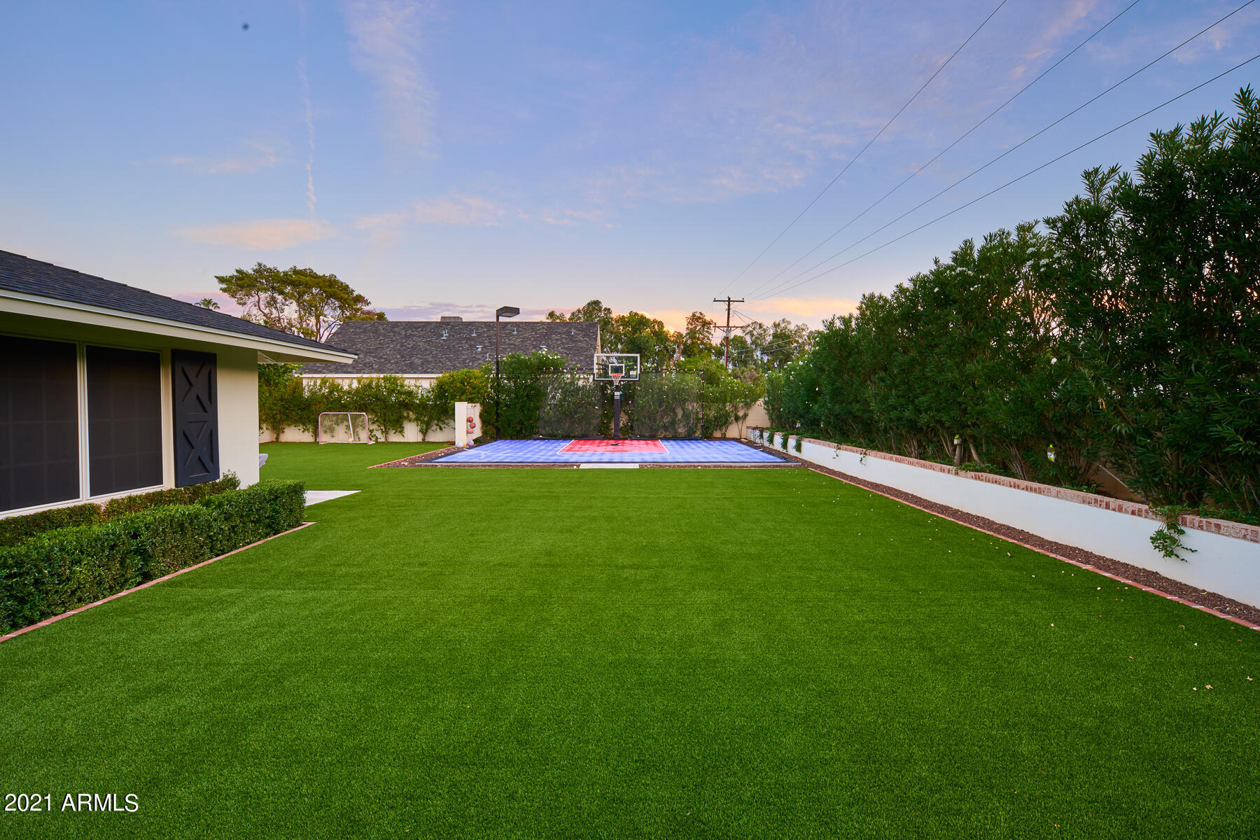 LA DONNA ESTATES 2 - Residential