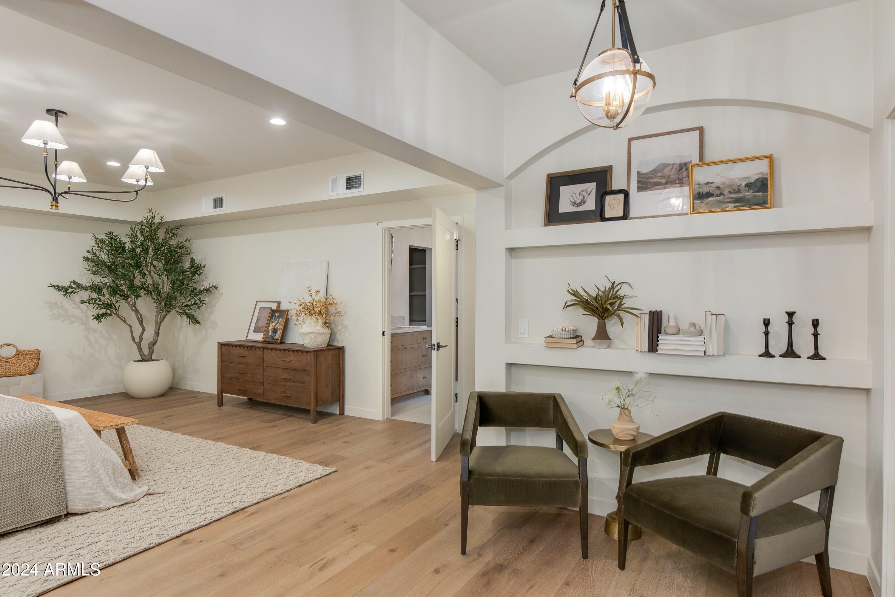 ECHO CANYON - Residential