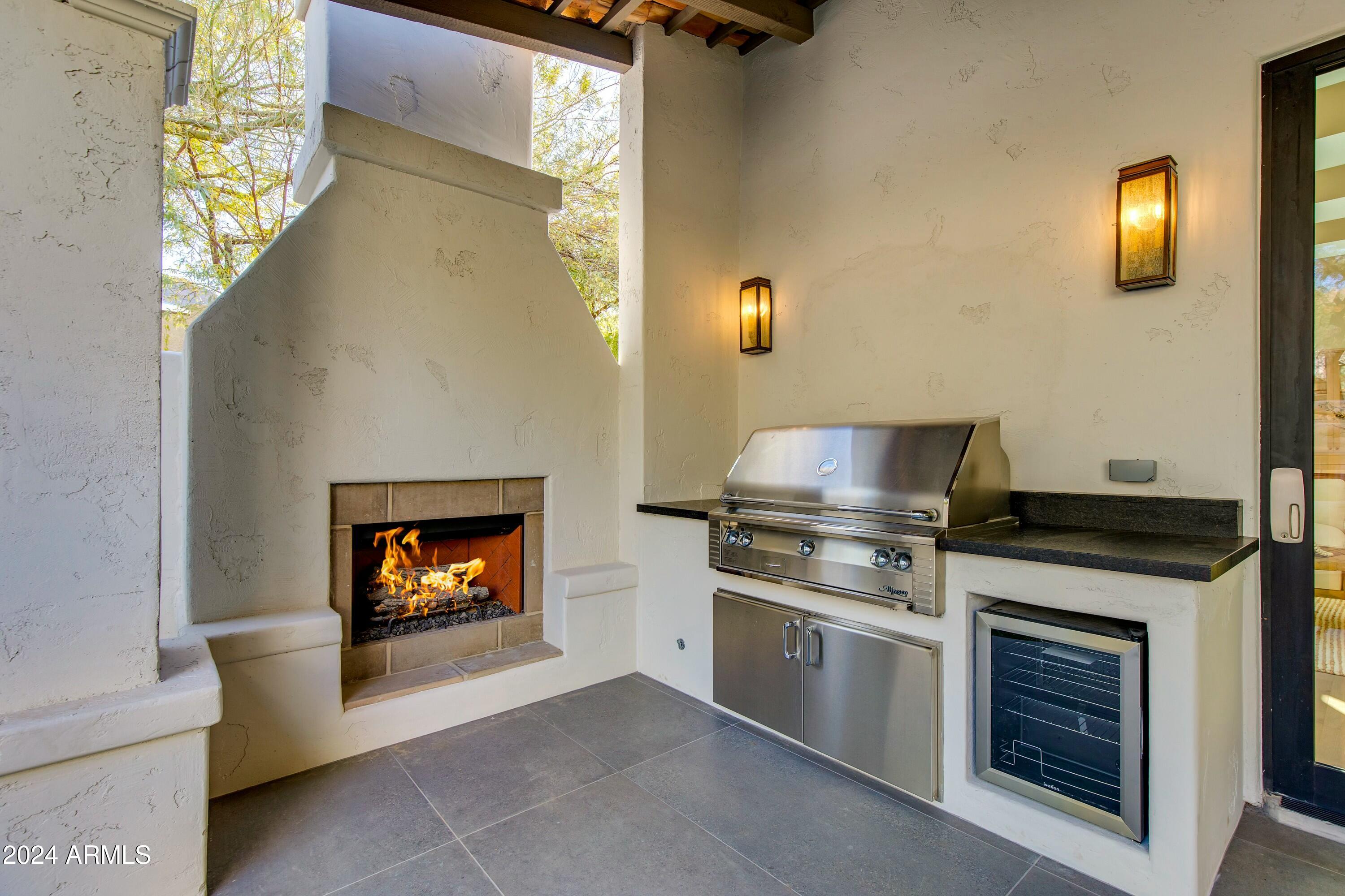 ECHO CANYON - Residential