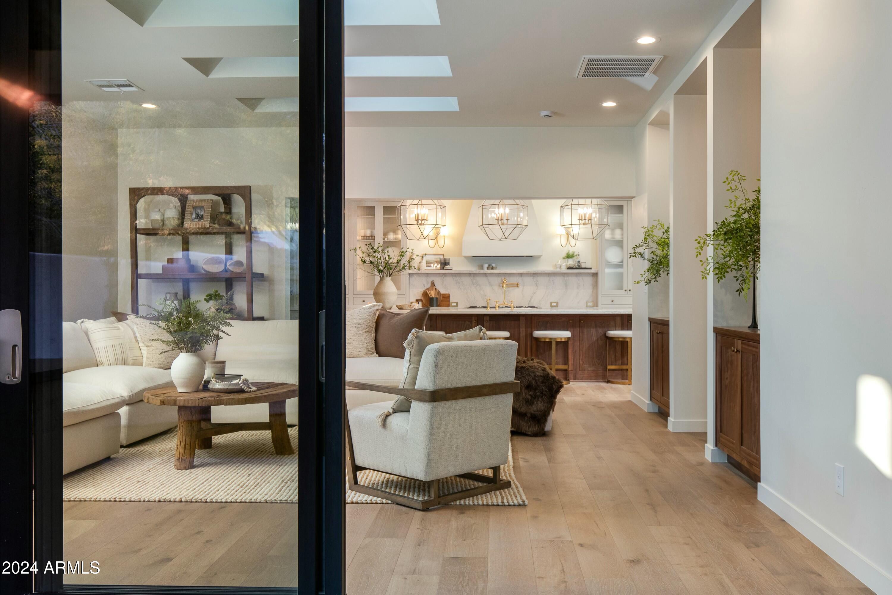 ECHO CANYON - Residential