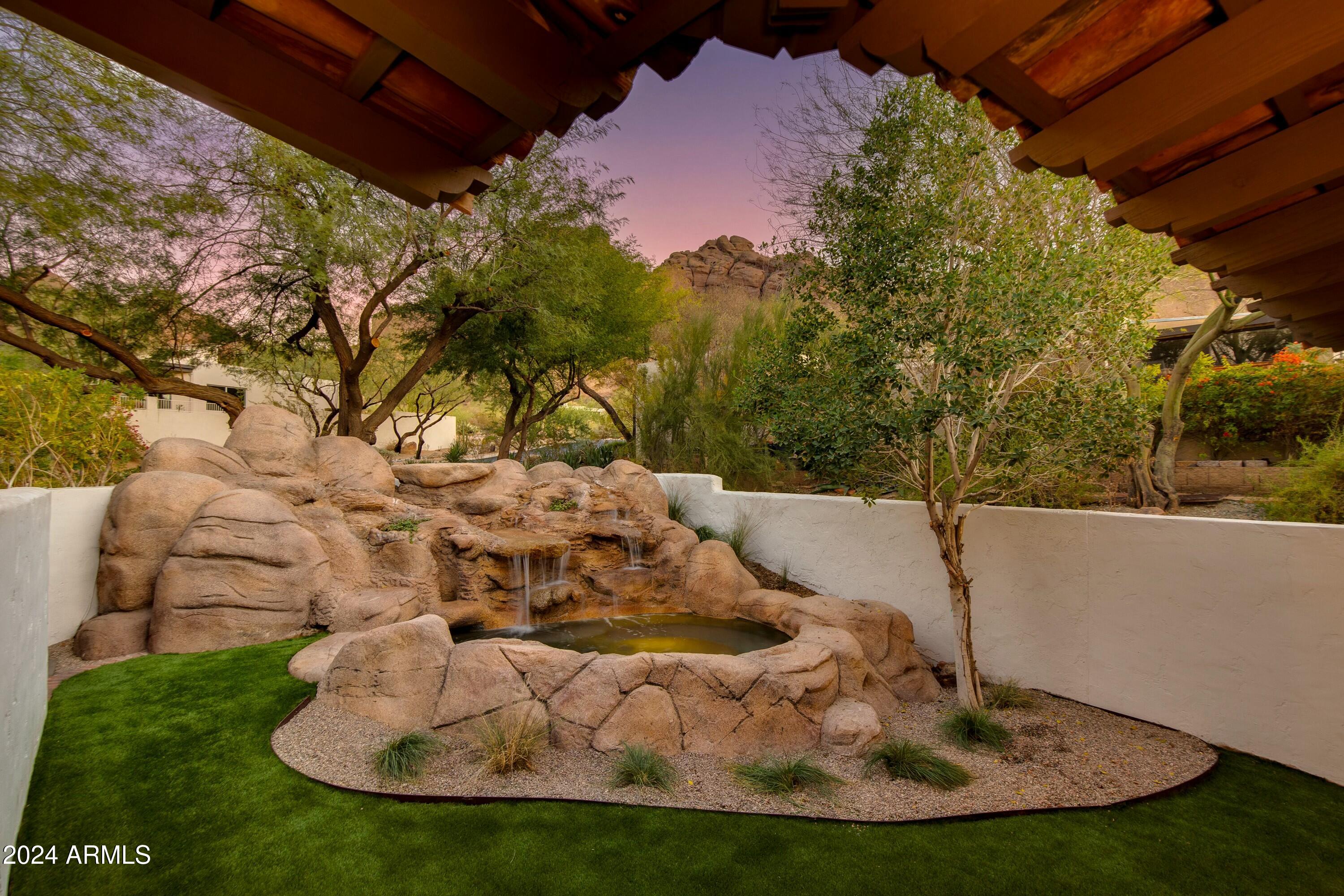 ECHO CANYON - Residential