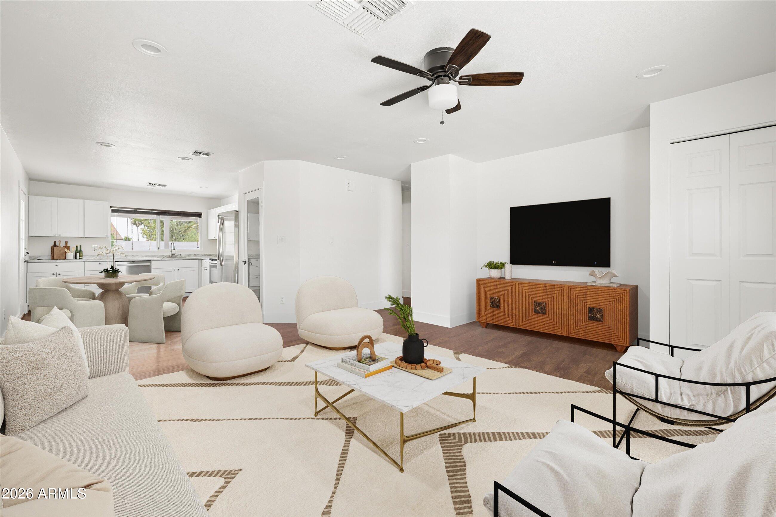 HOHOKAM VILLAGE UNIT 1-E - Residential