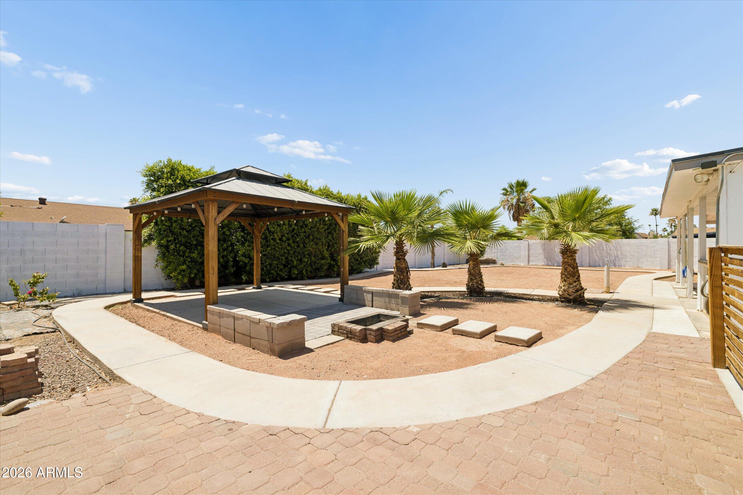 HOHOKAM VILLAGE UNIT 1-E - Residential