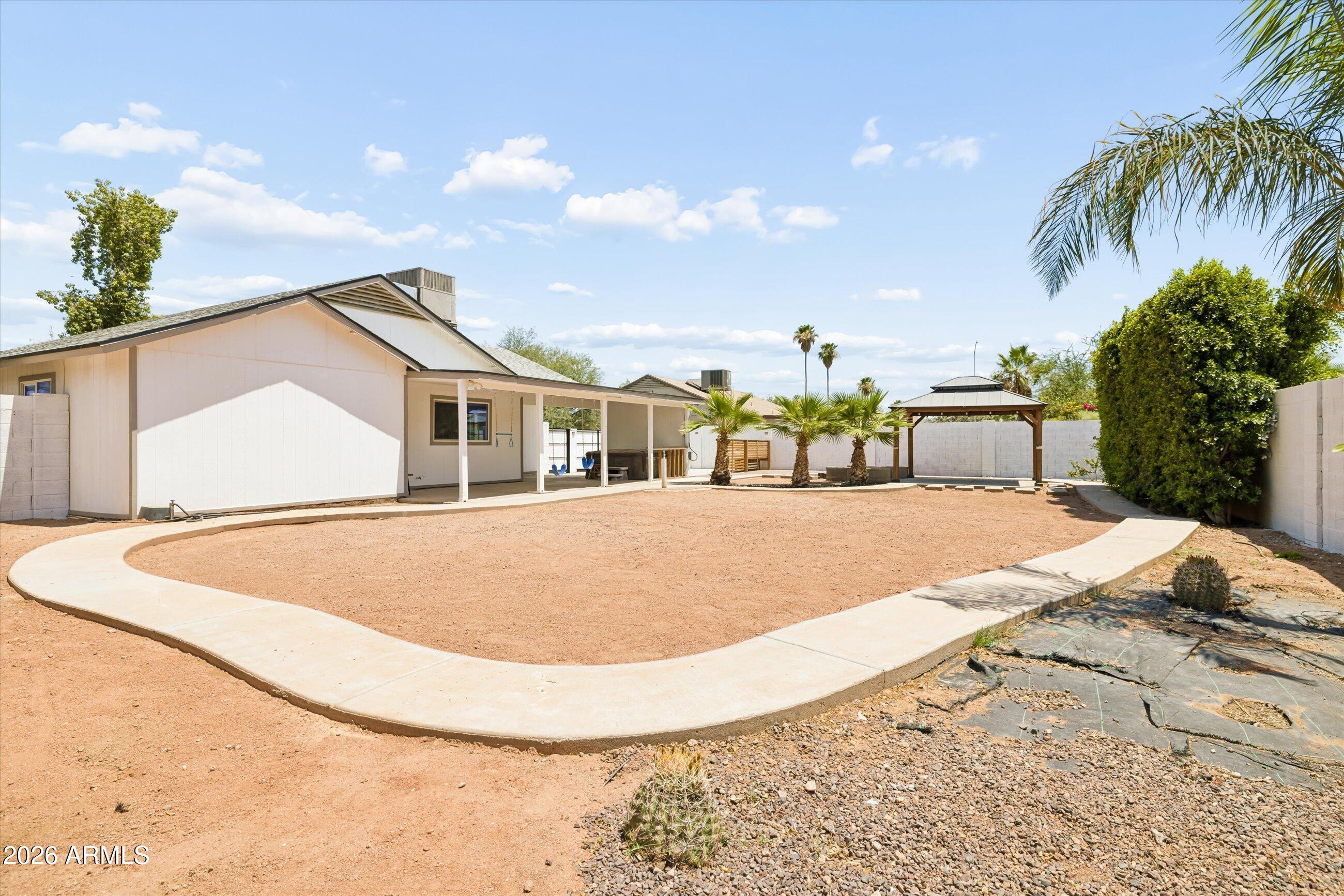 HOHOKAM VILLAGE UNIT 1-E - Residential
