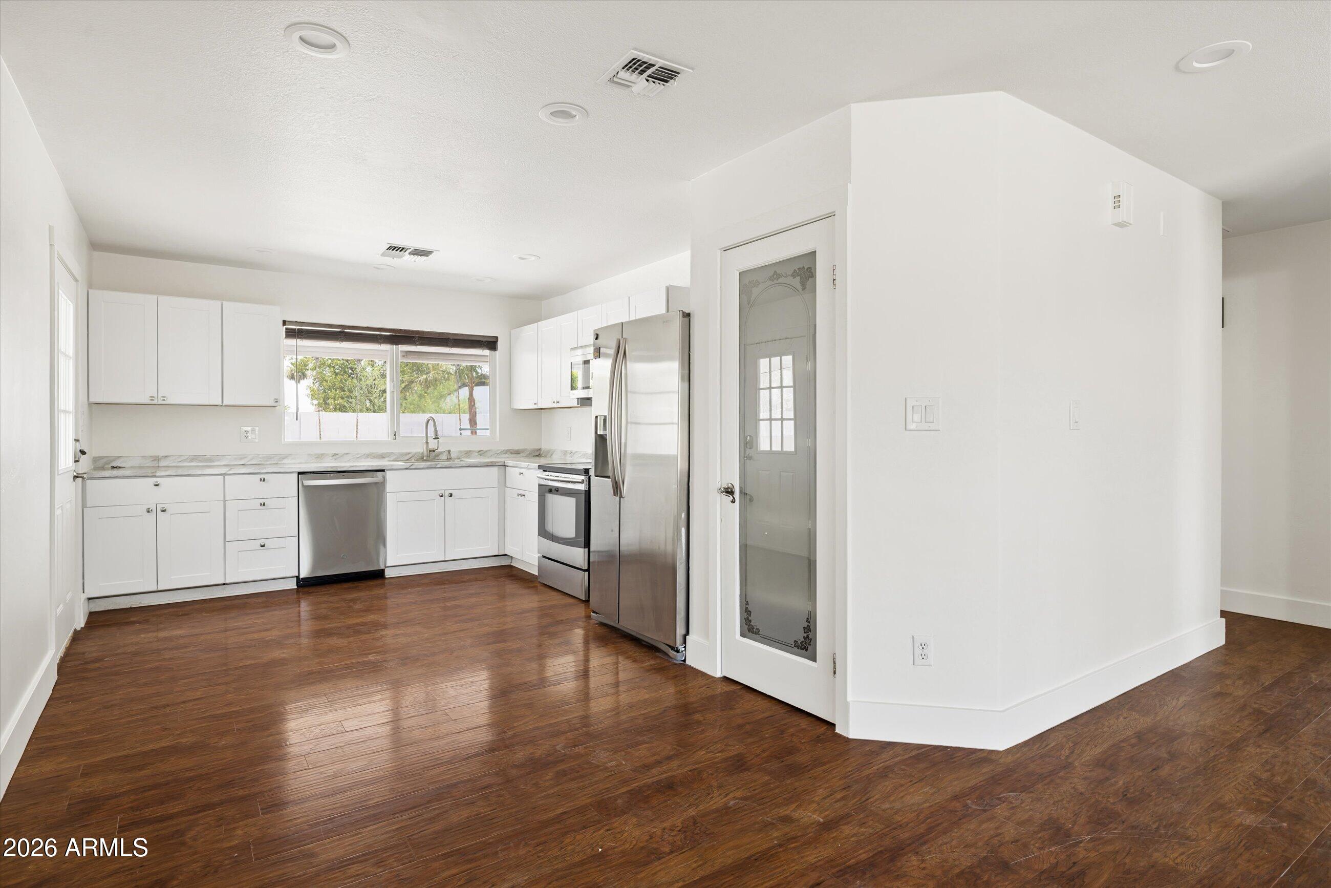 HOHOKAM VILLAGE UNIT 1-E - Residential