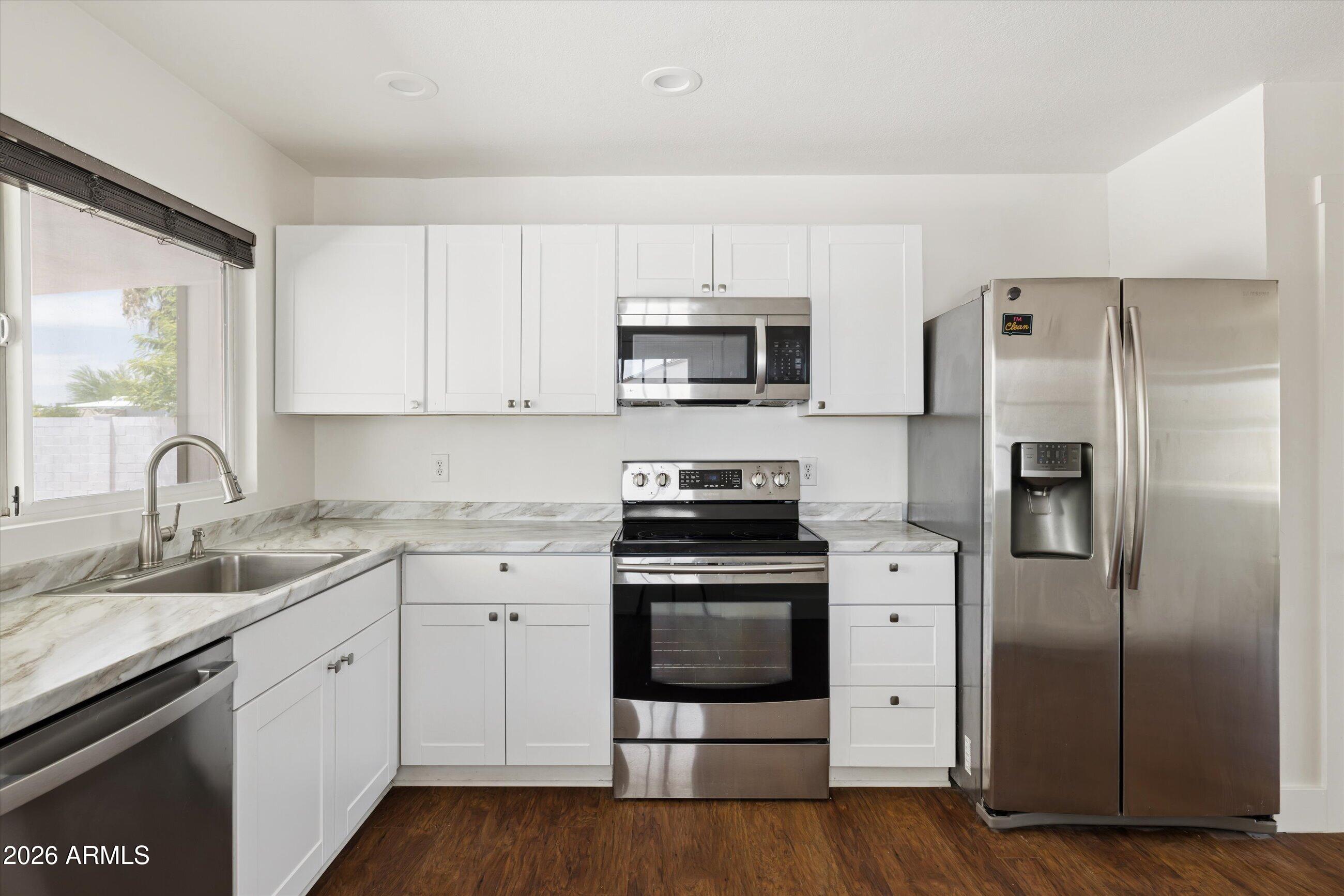 HOHOKAM VILLAGE UNIT 1-E - Residential