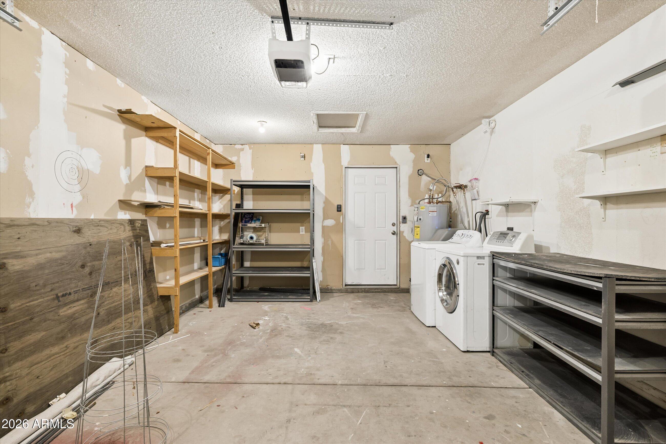 HOHOKAM VILLAGE UNIT 1-E - Residential