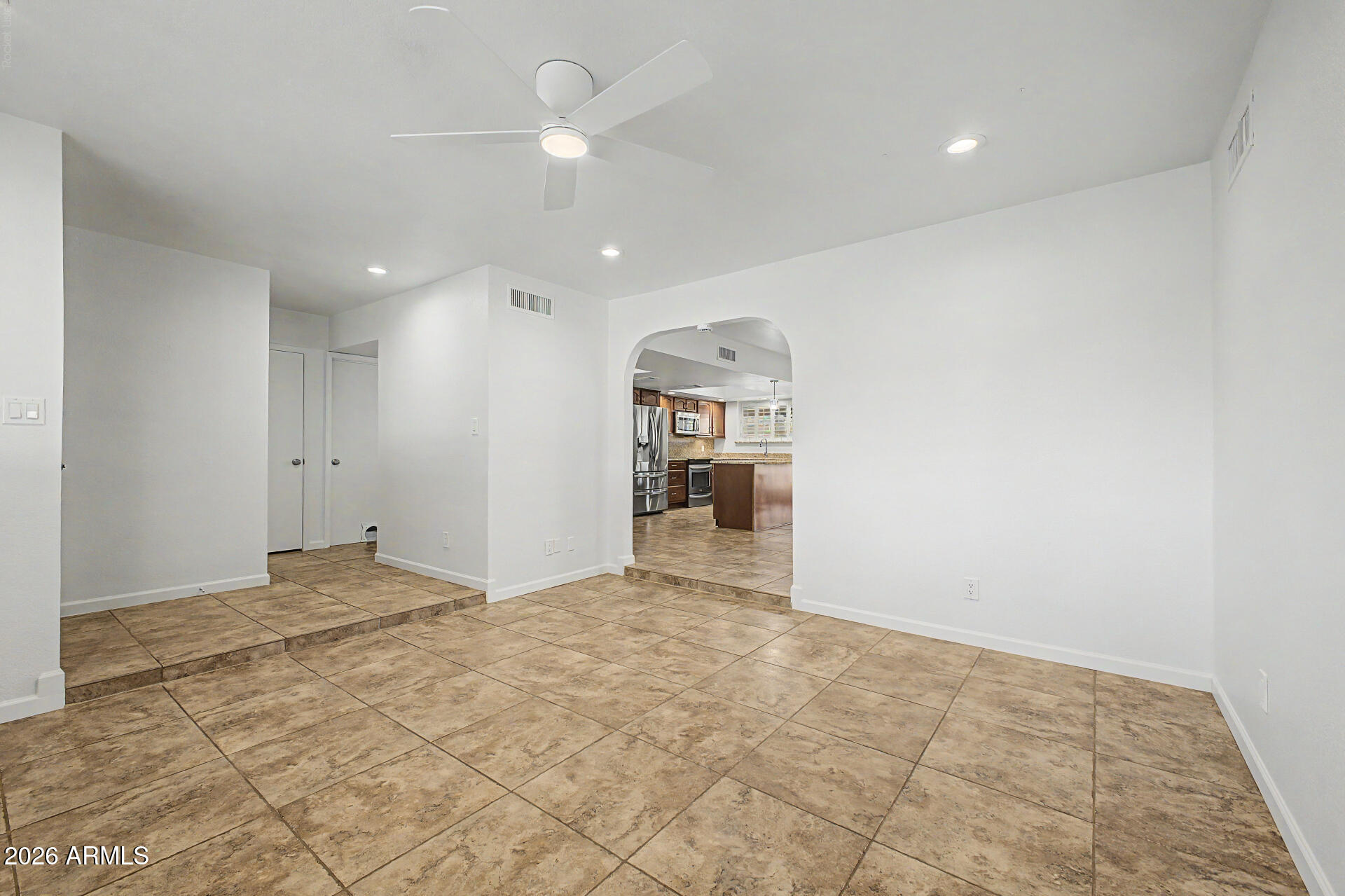 SUNRISE UNIT 4 - Residential