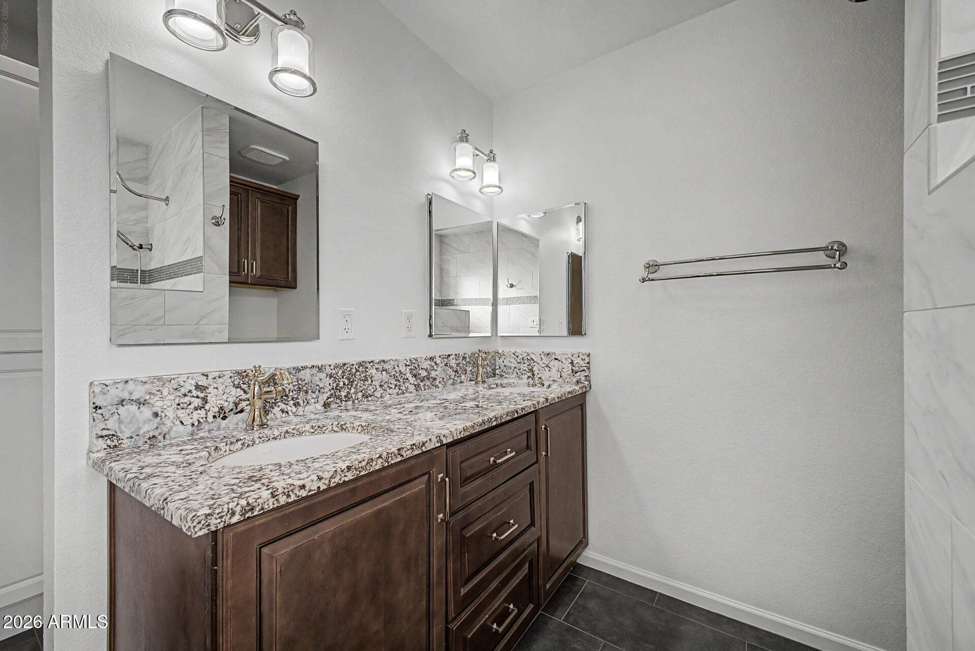 SUNRISE UNIT 4 - Residential