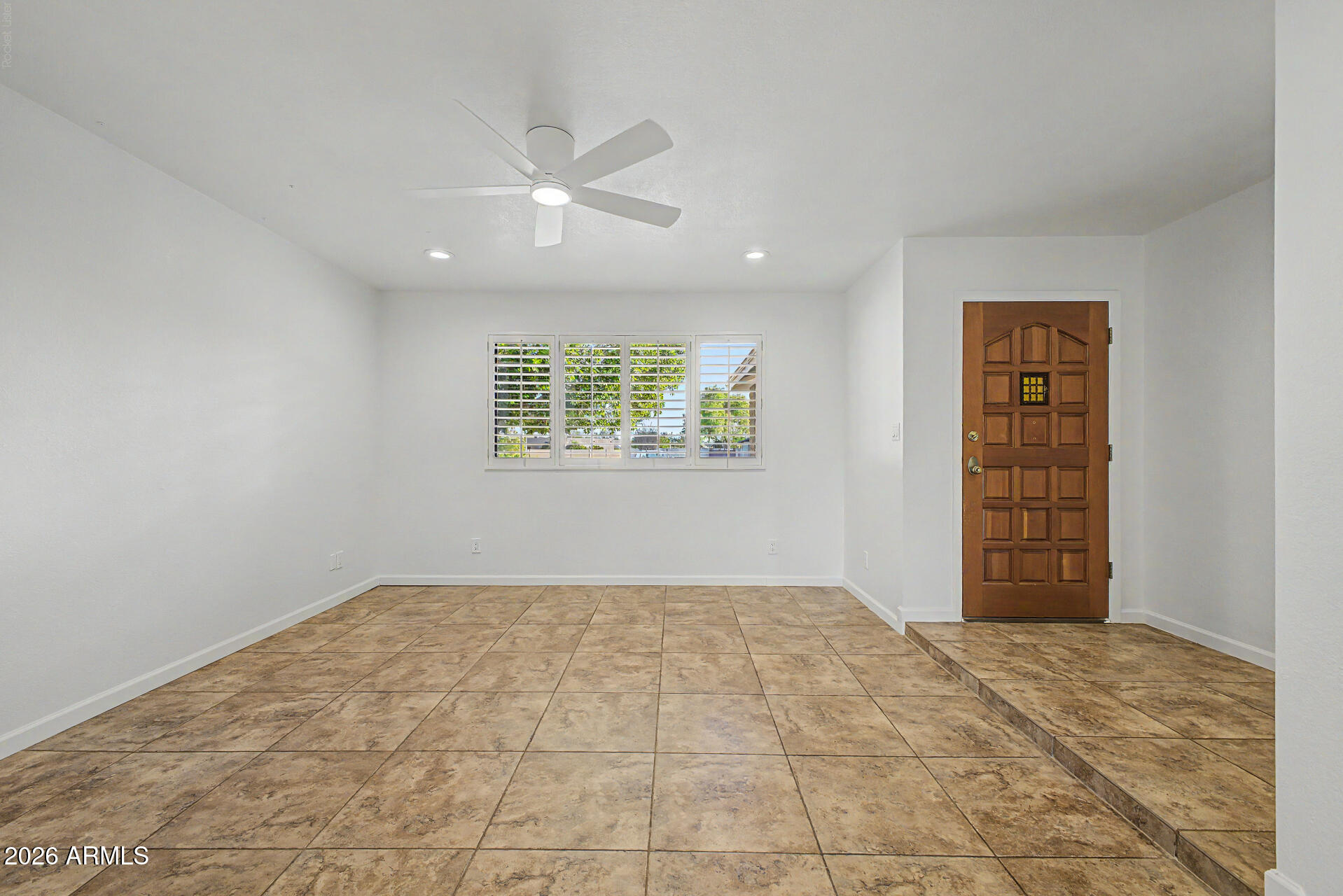 SUNRISE UNIT 4 - Residential