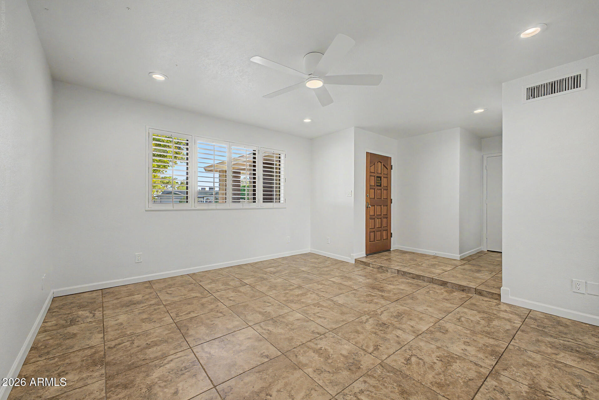 SUNRISE UNIT 4 - Residential