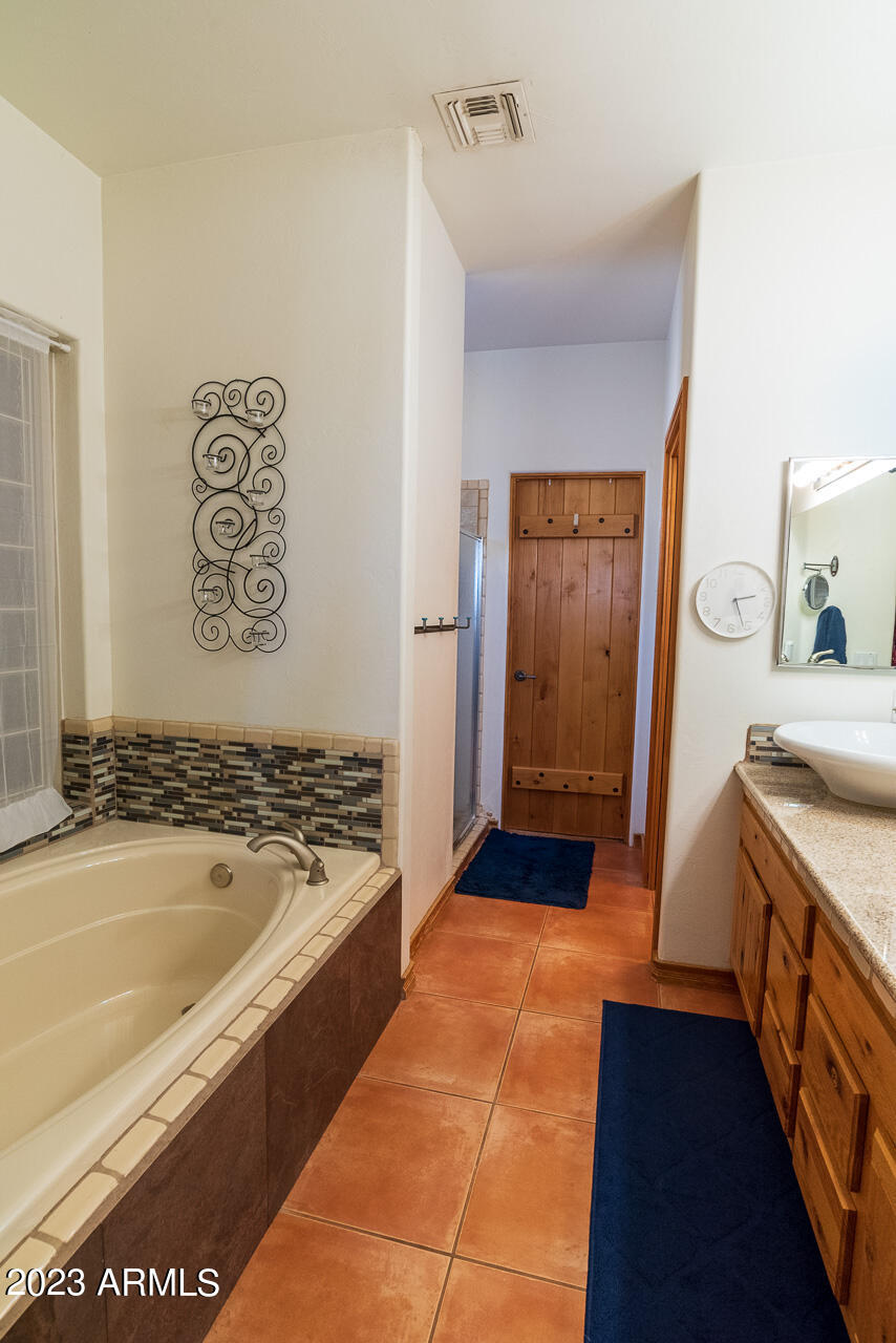 CANYON DE FLORES PHASE 1B - Residential