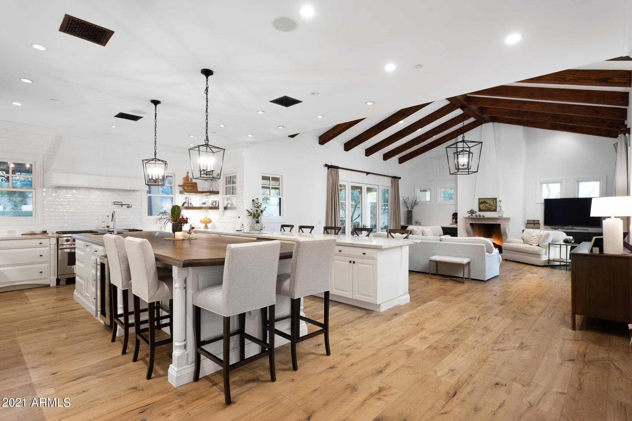 PARADISE VALLEY ENCLAVE - Residential
