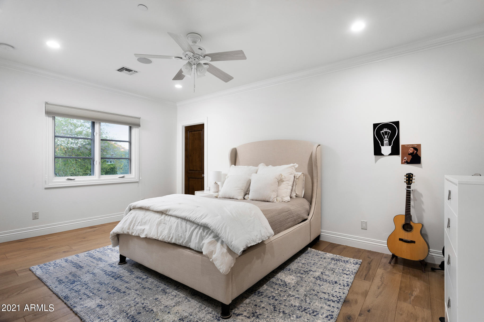 PARADISE VALLEY ENCLAVE - Residential