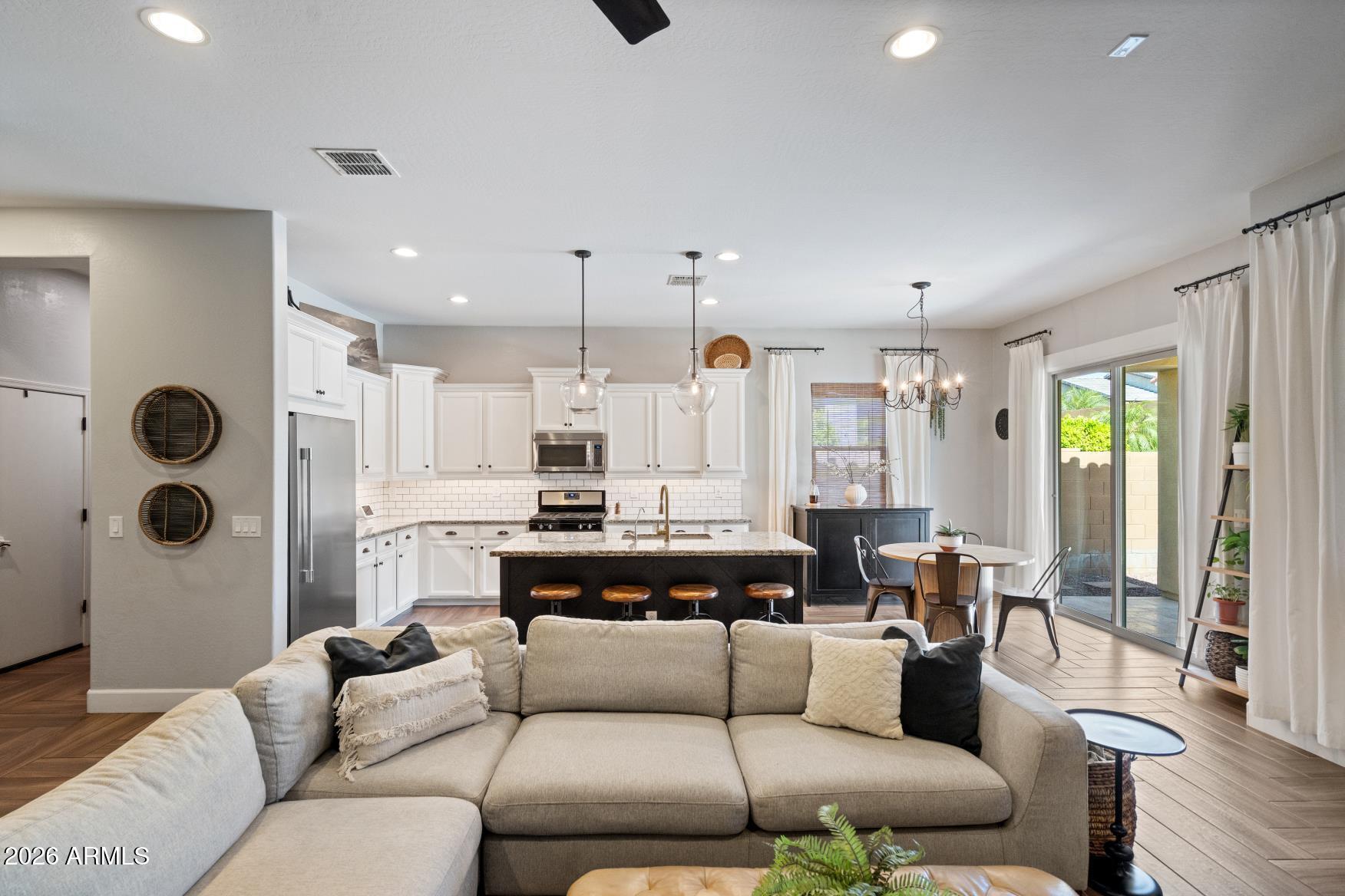 VERRADO PHASE 3 SOUTH PHASES A B - Residential