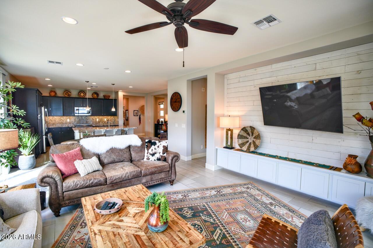 WICKENBURG RANCH - Residential