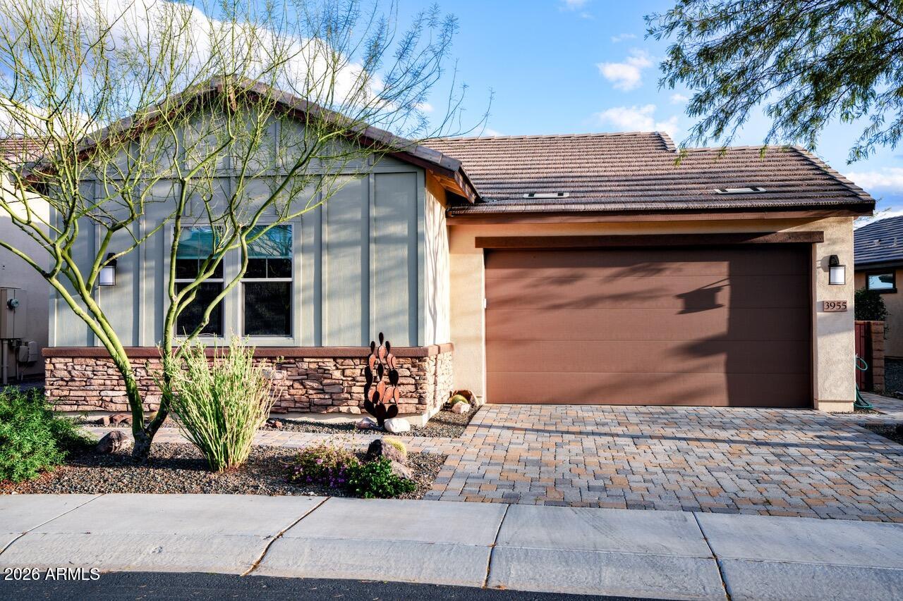 WICKENBURG RANCH - Residential