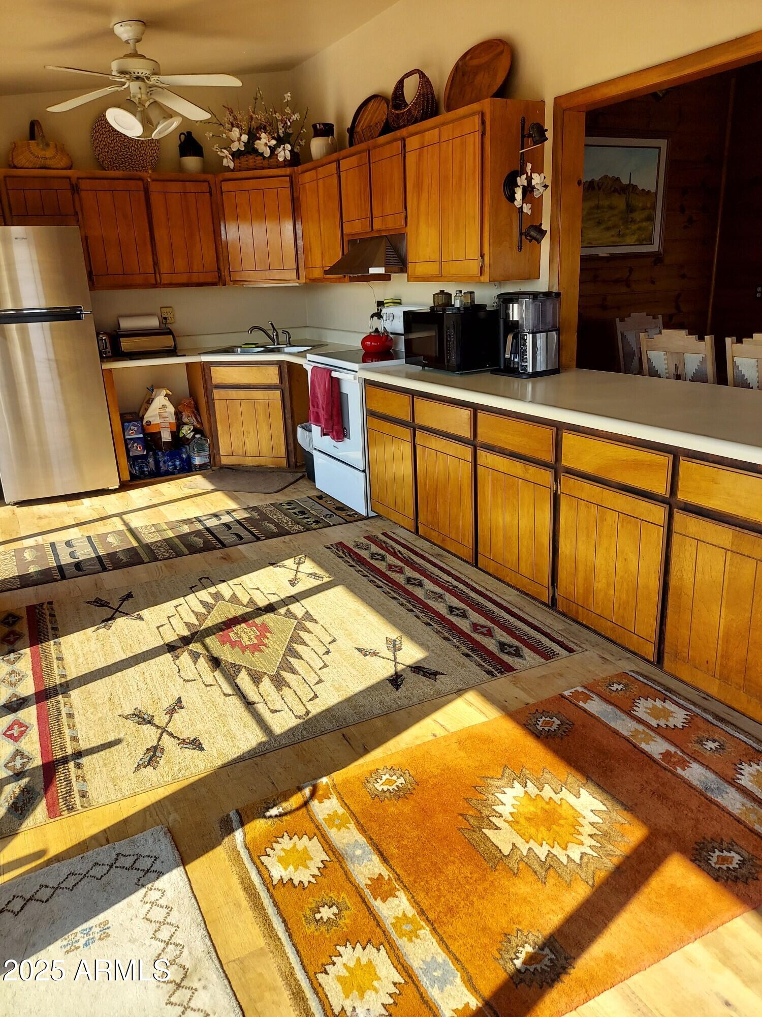 WHITE MOUNTAIN LAKES UNIT 17 - Residential