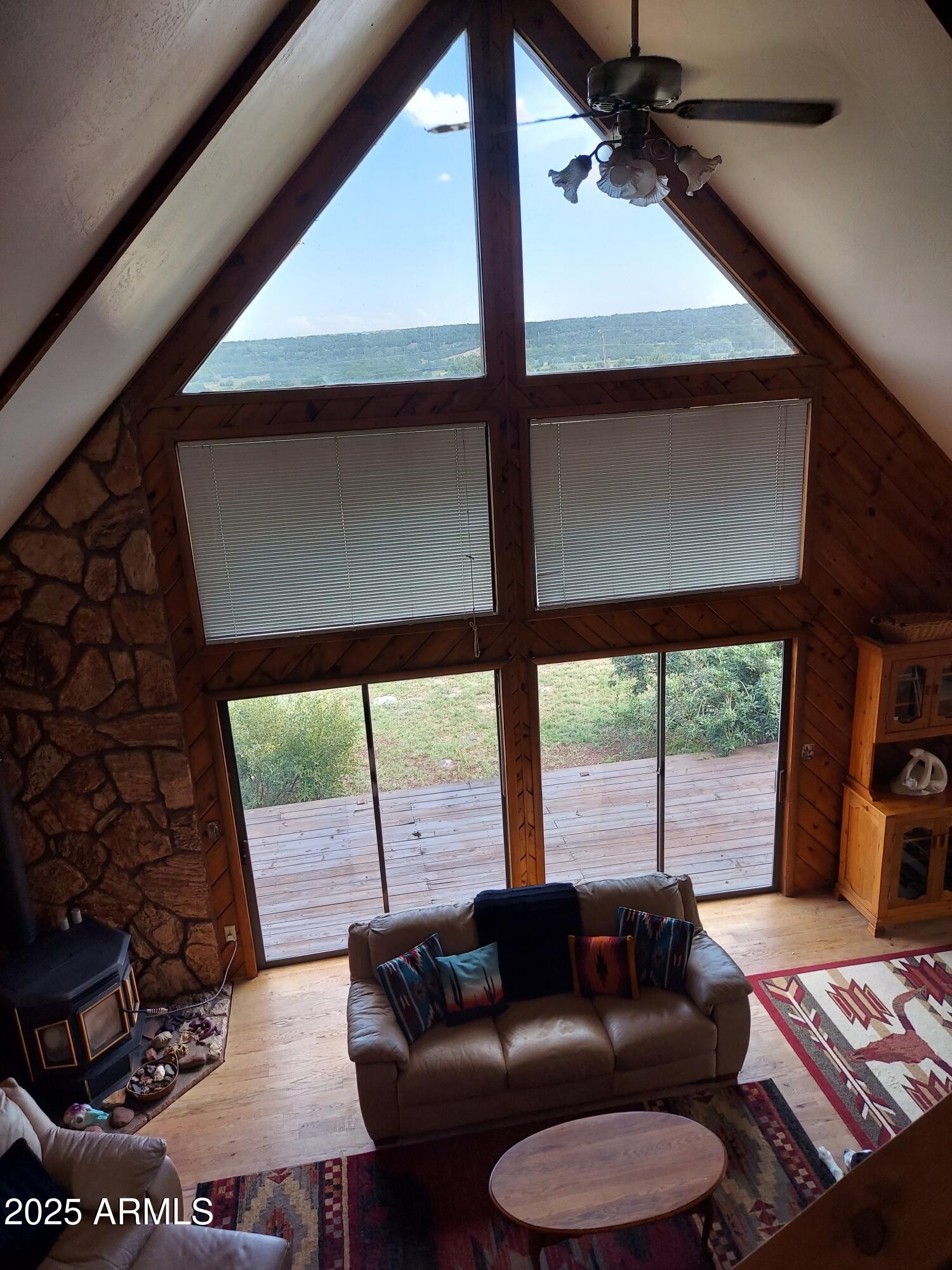 WHITE MOUNTAIN LAKES UNIT 17 - Residential