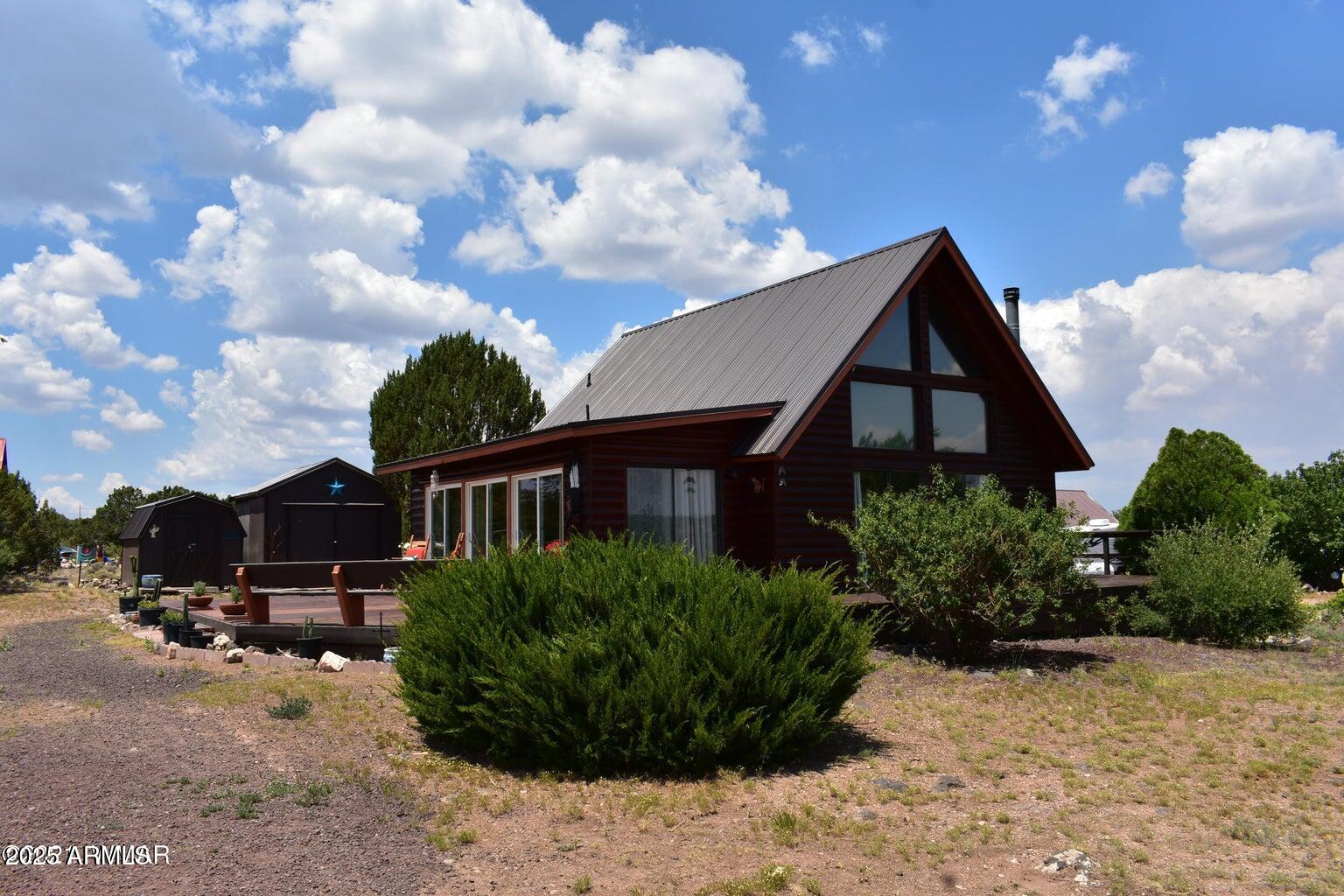 WHITE MOUNTAIN LAKES UNIT 17 - Residential