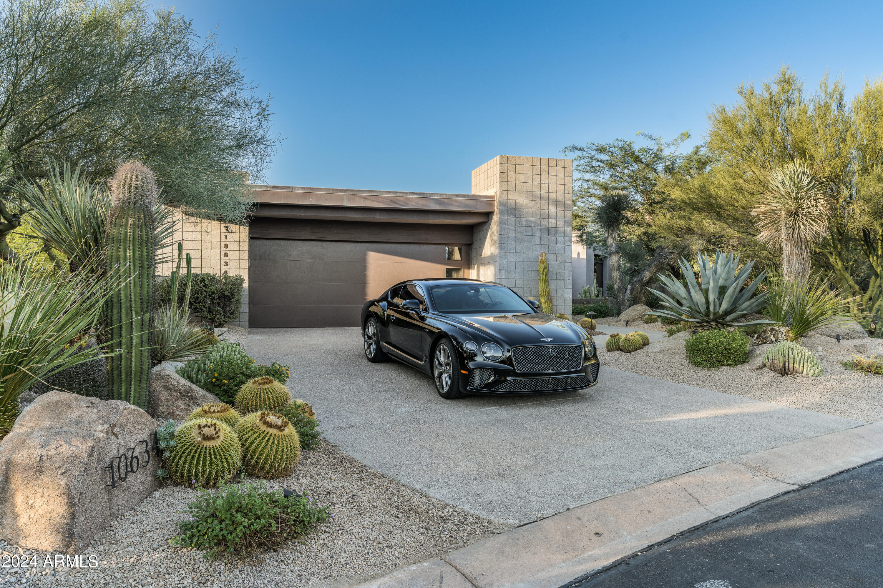 DESERT MOUNTAIN PHASE 2 UNIT 20 - Residential