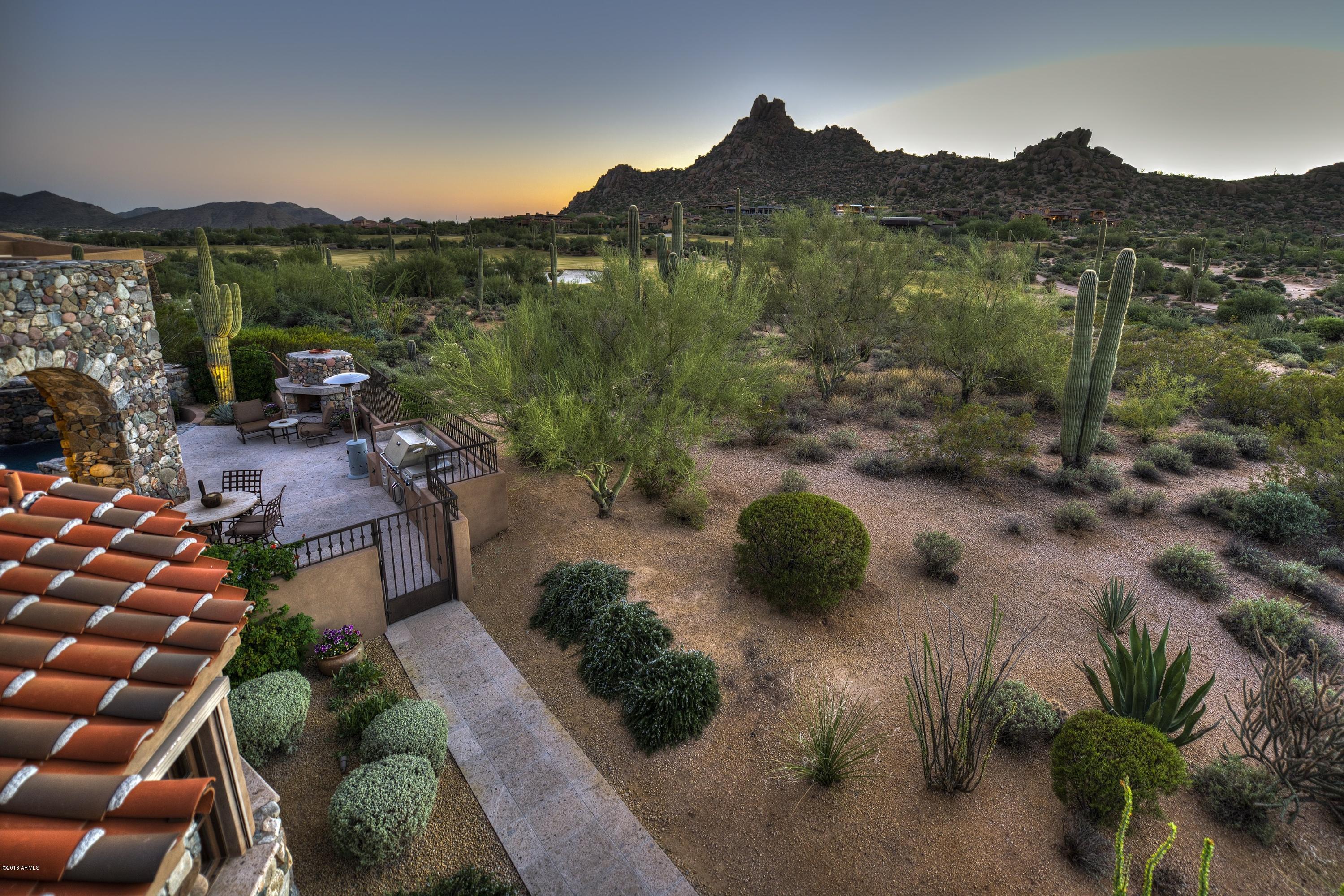 Estancia - Residential