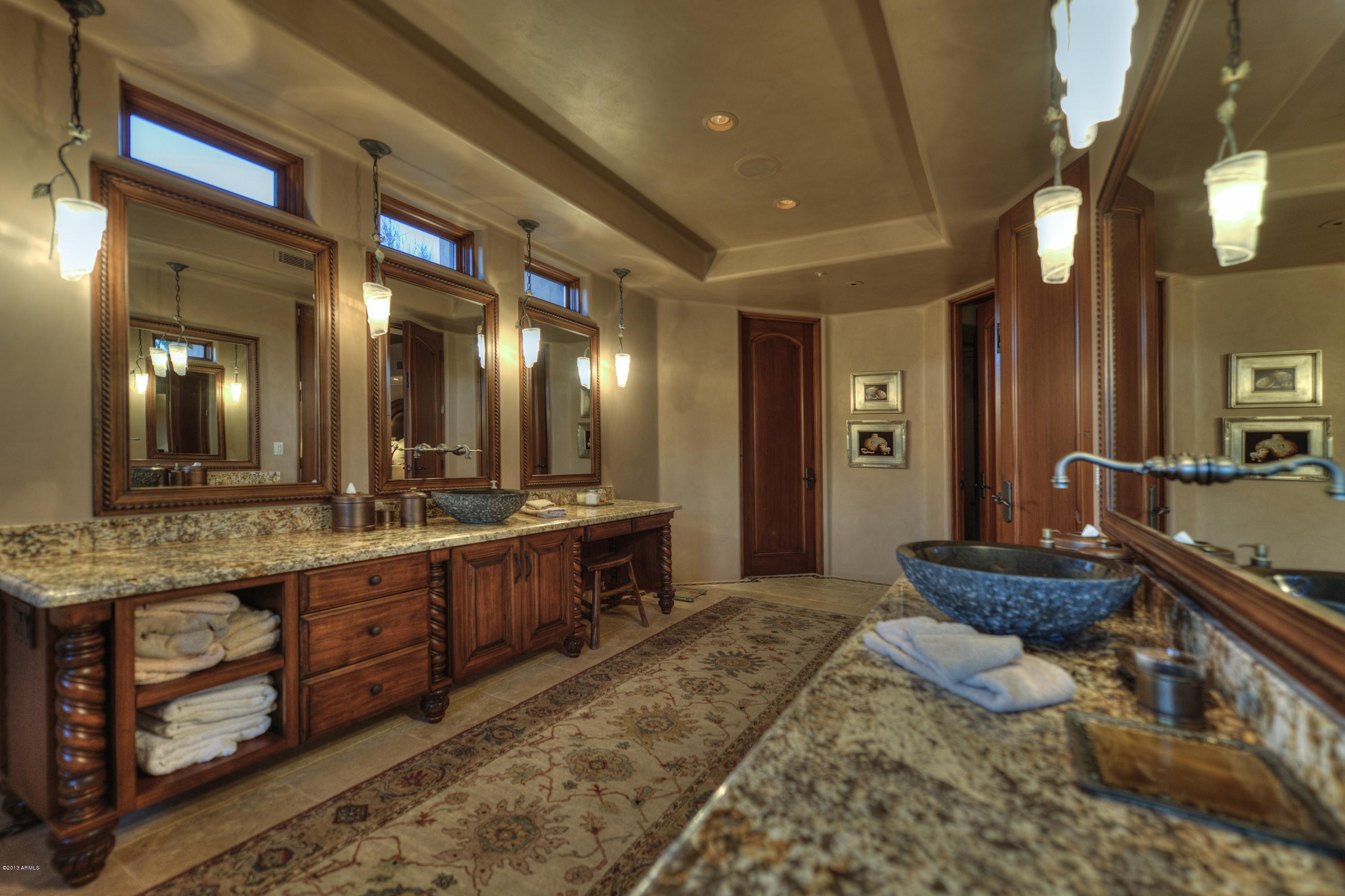 Estancia - Residential